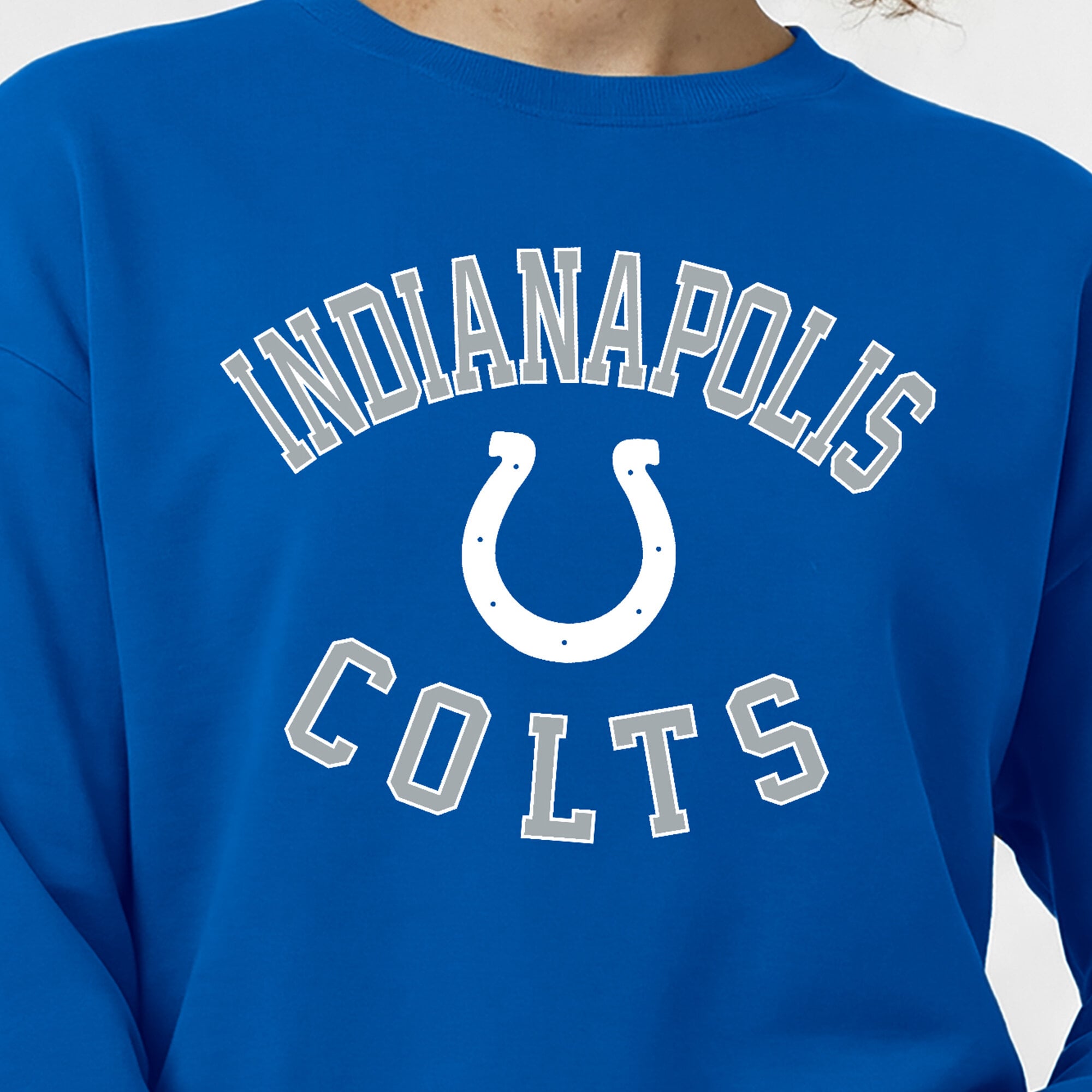 Women's Champion  Royal Indianapolis Colts Heart & Soul Powerblend Sweatshirt