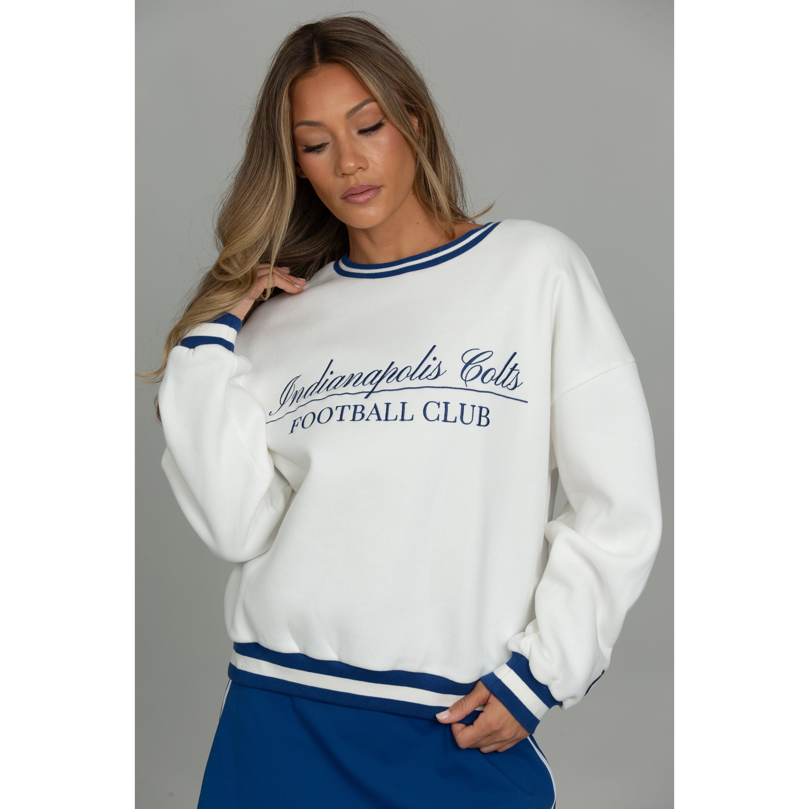 Sweat-shirt crème pour femme Indianapolis Colts x Gold Hinge Football Club
