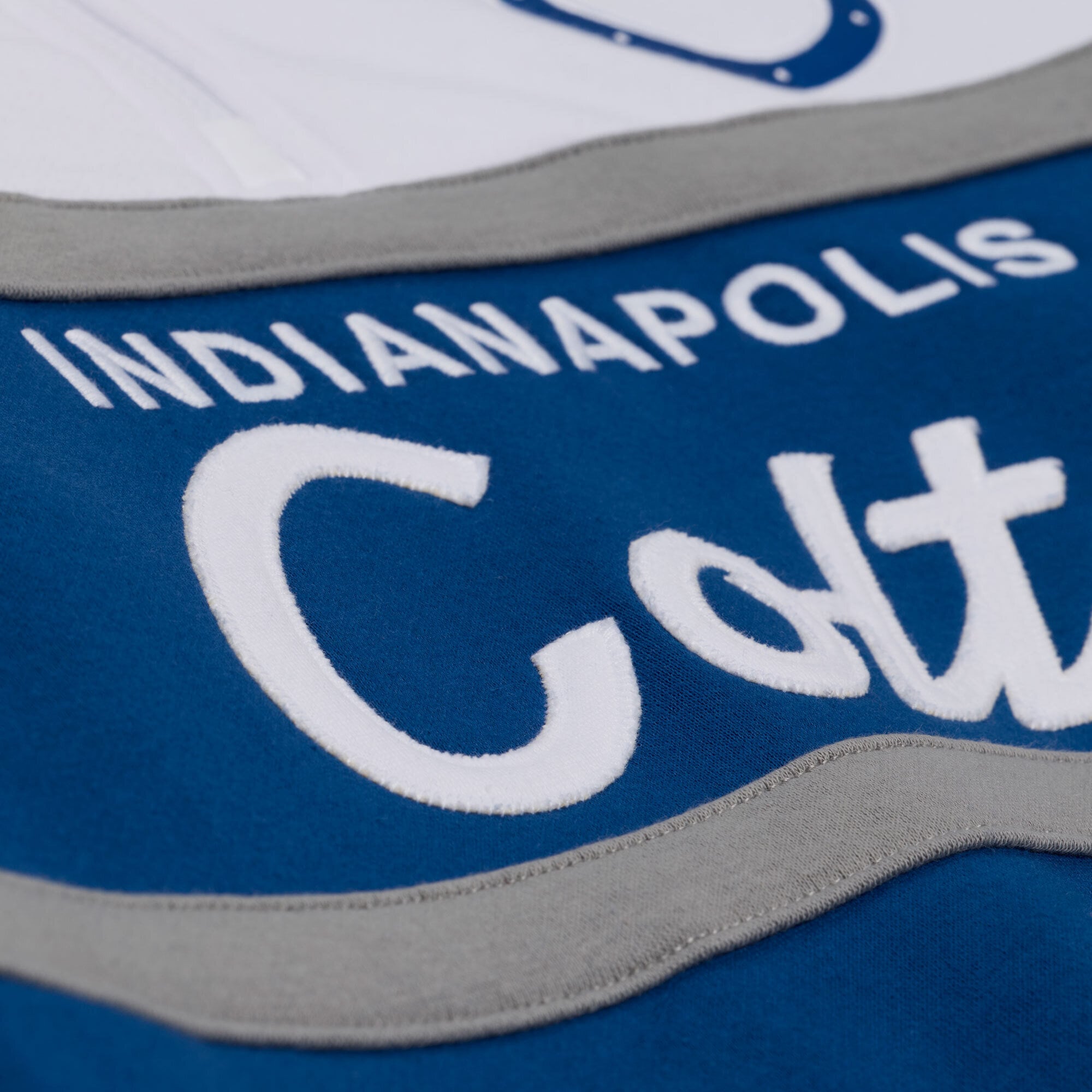Pull à col zippé Mitchell & Ness Royal pour femme, modèle Indianapolis Colts Head Coach