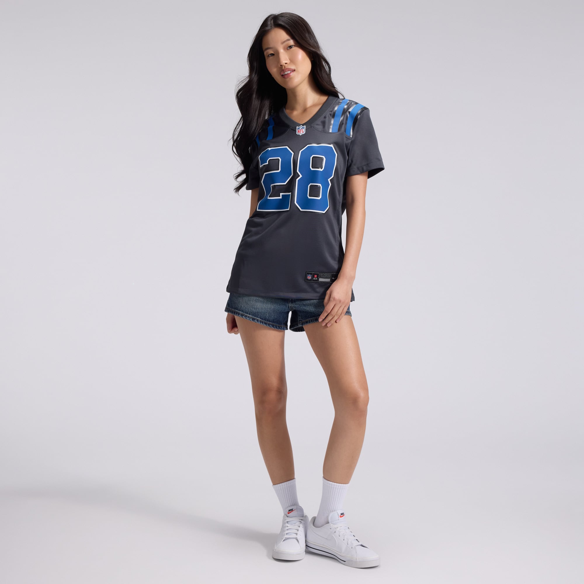 Maillot de match Nike Jonathan Taylor Anthracite pour femme, collection Indianapolis Colts 2026 Rivalries