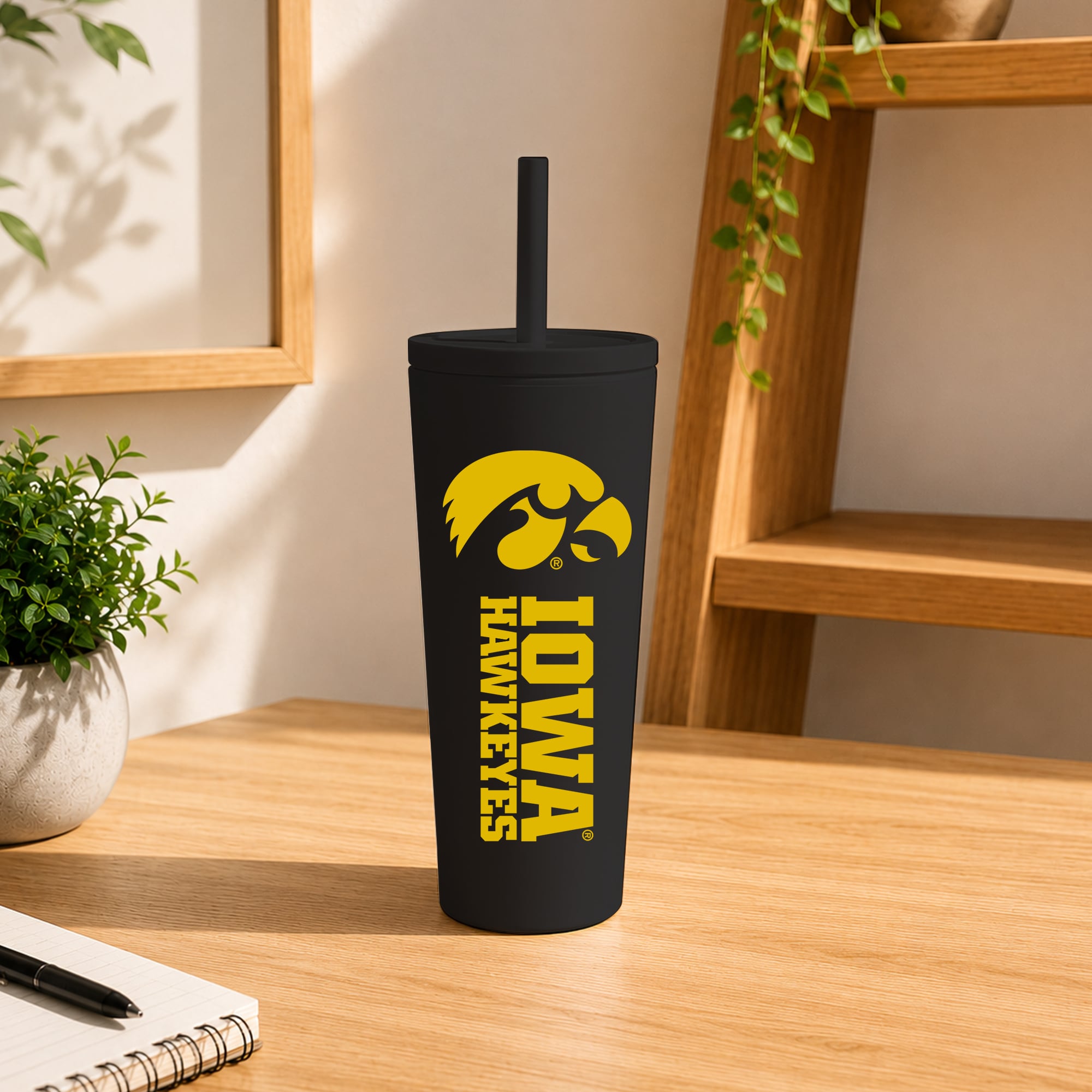 Iowa Hawkeyes 24oz. No Spill Straw Tumbler