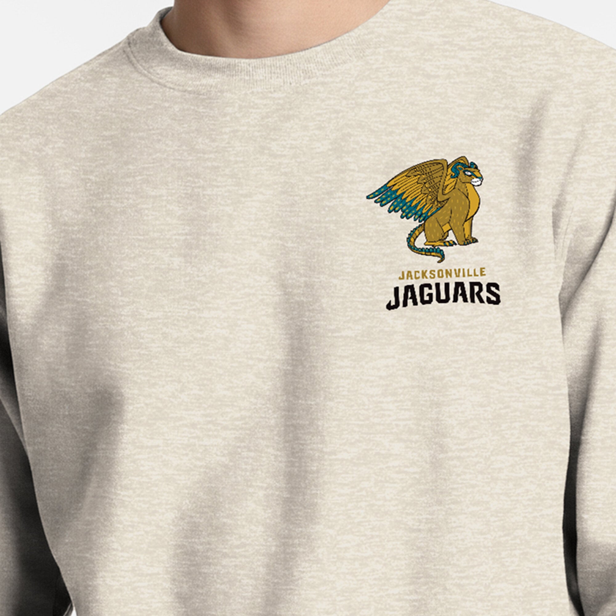 Sweat-shirt à col rond Disney x Champion pour homme, couleur avoine, logo des Jaguars de Jacksonville, Powerblend, poitrine gauche et dos.