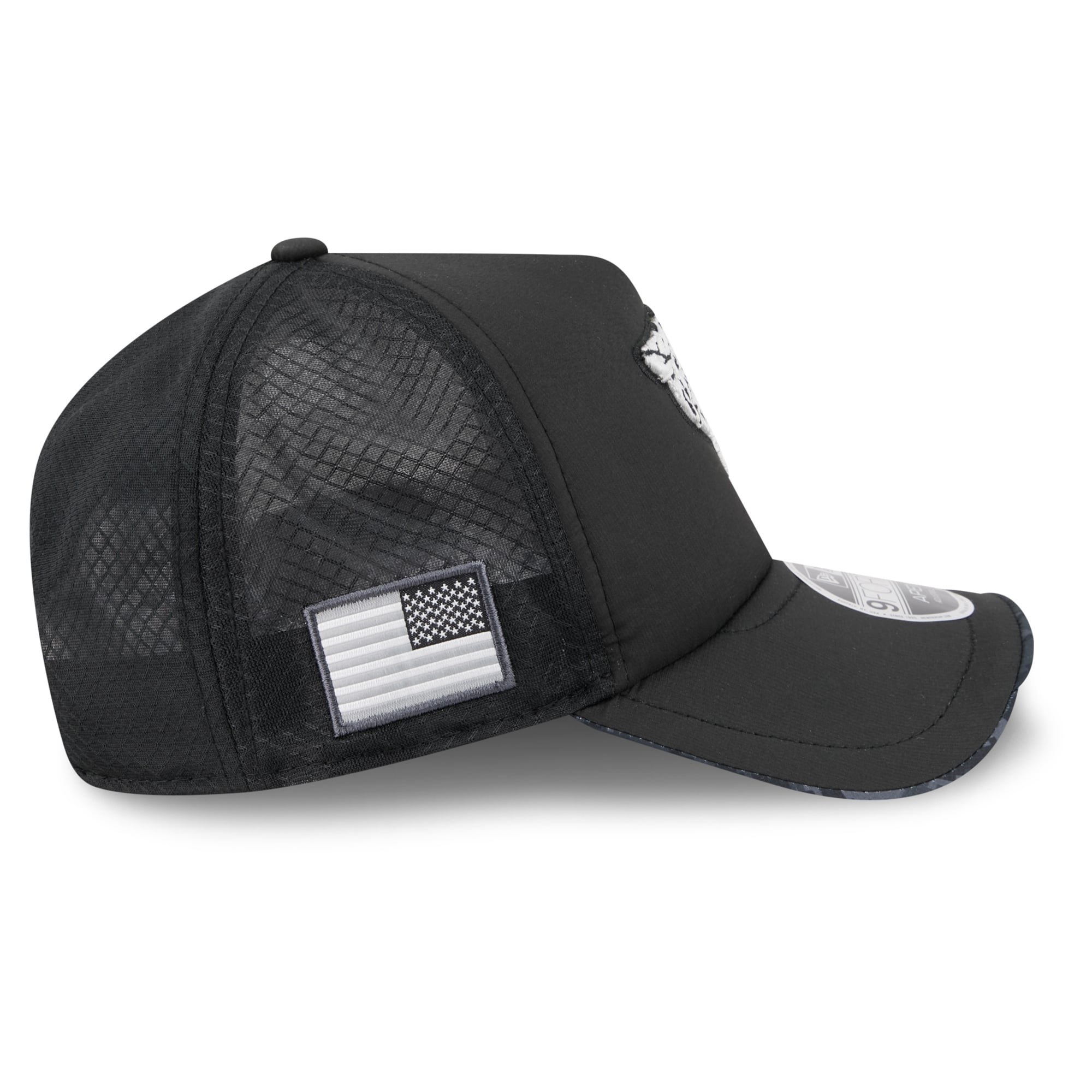 Casquette trucker ajustable New Era Apex 9FORTY noire Jacksonville Jaguars 2026 Salute To Service pour homme