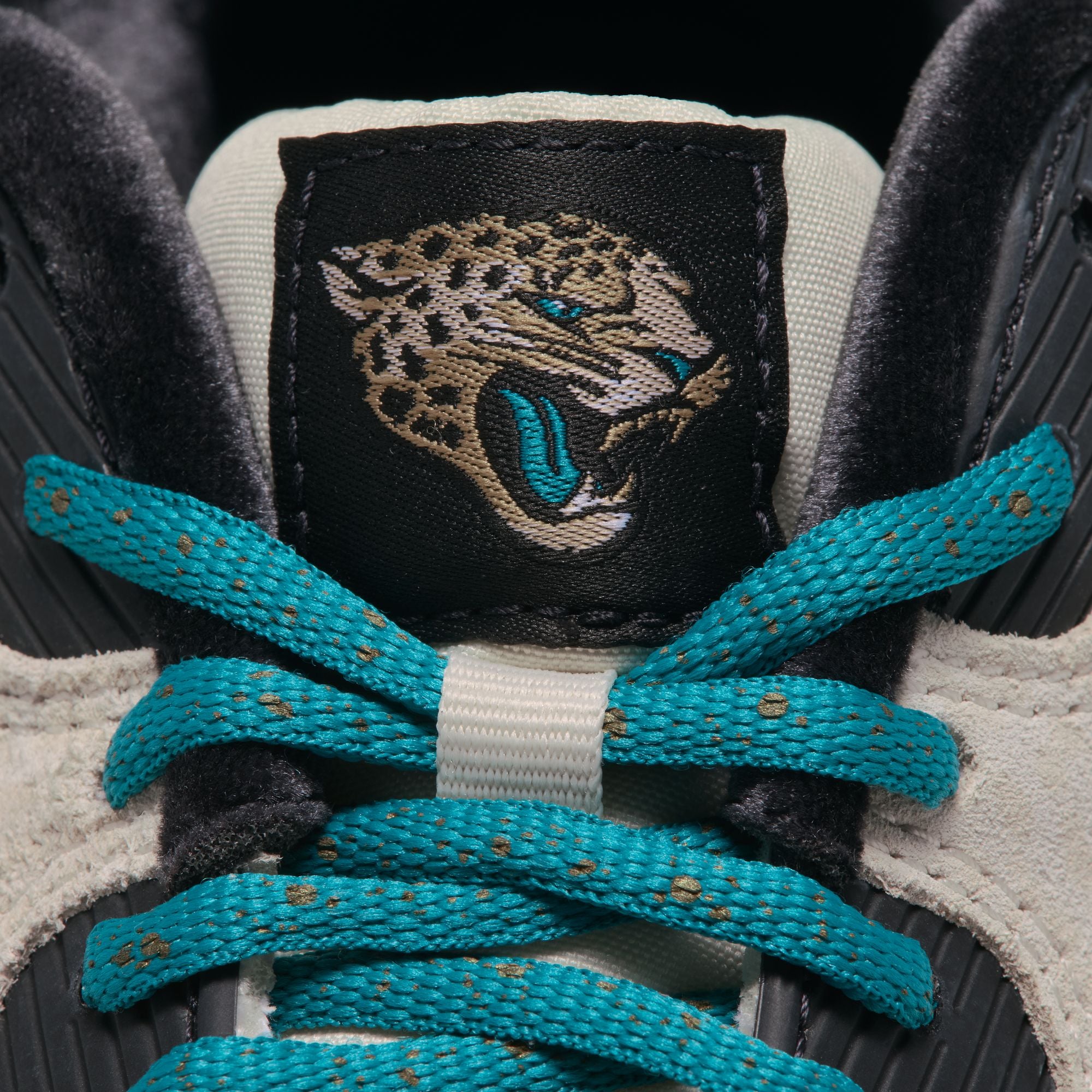 Men's Nike Natural Jacksonville Jaguars 2026 Rivalries Collection Air Max 90 Shoes