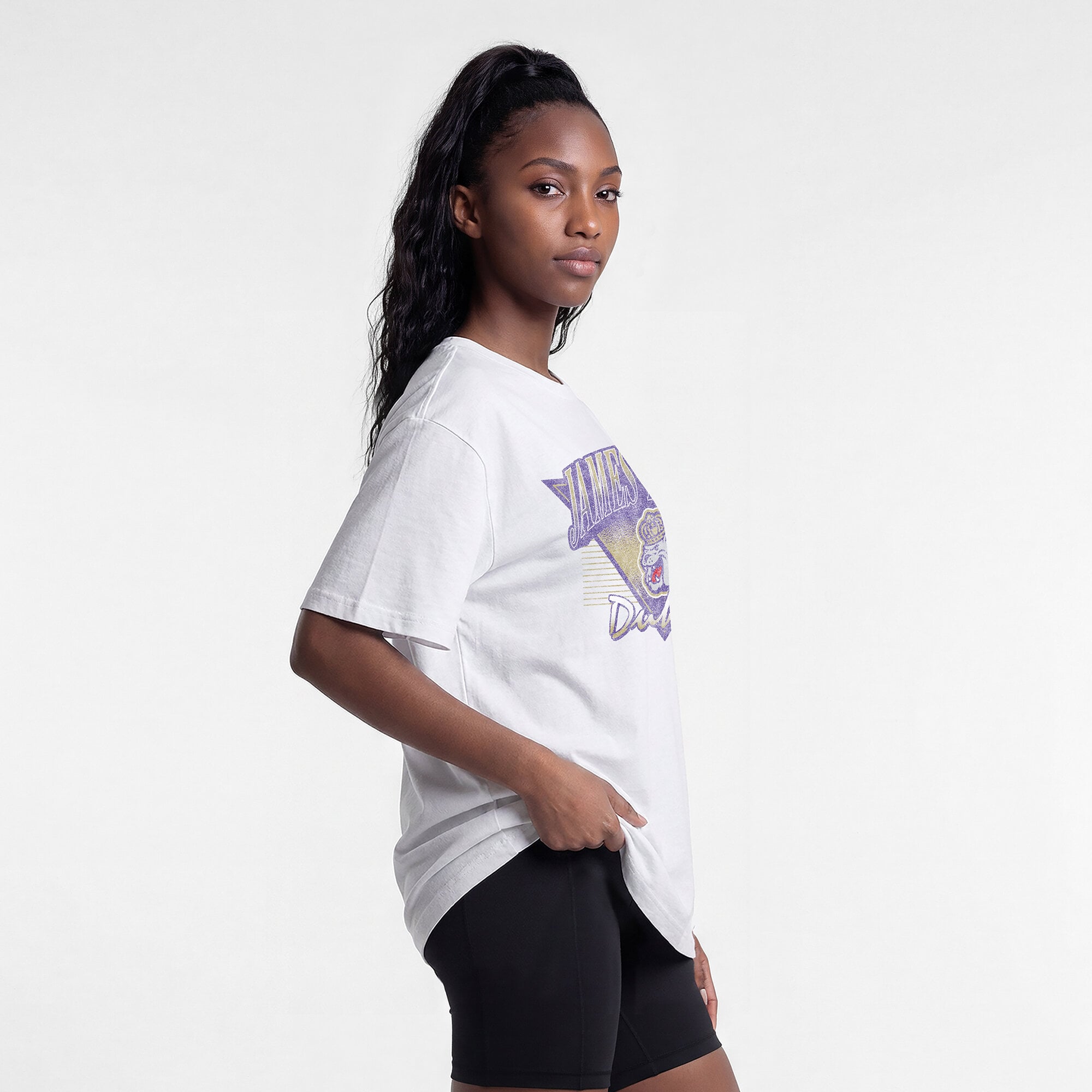 T-shirt oversize rétro James Madison Dukes blanc Champion pour femme