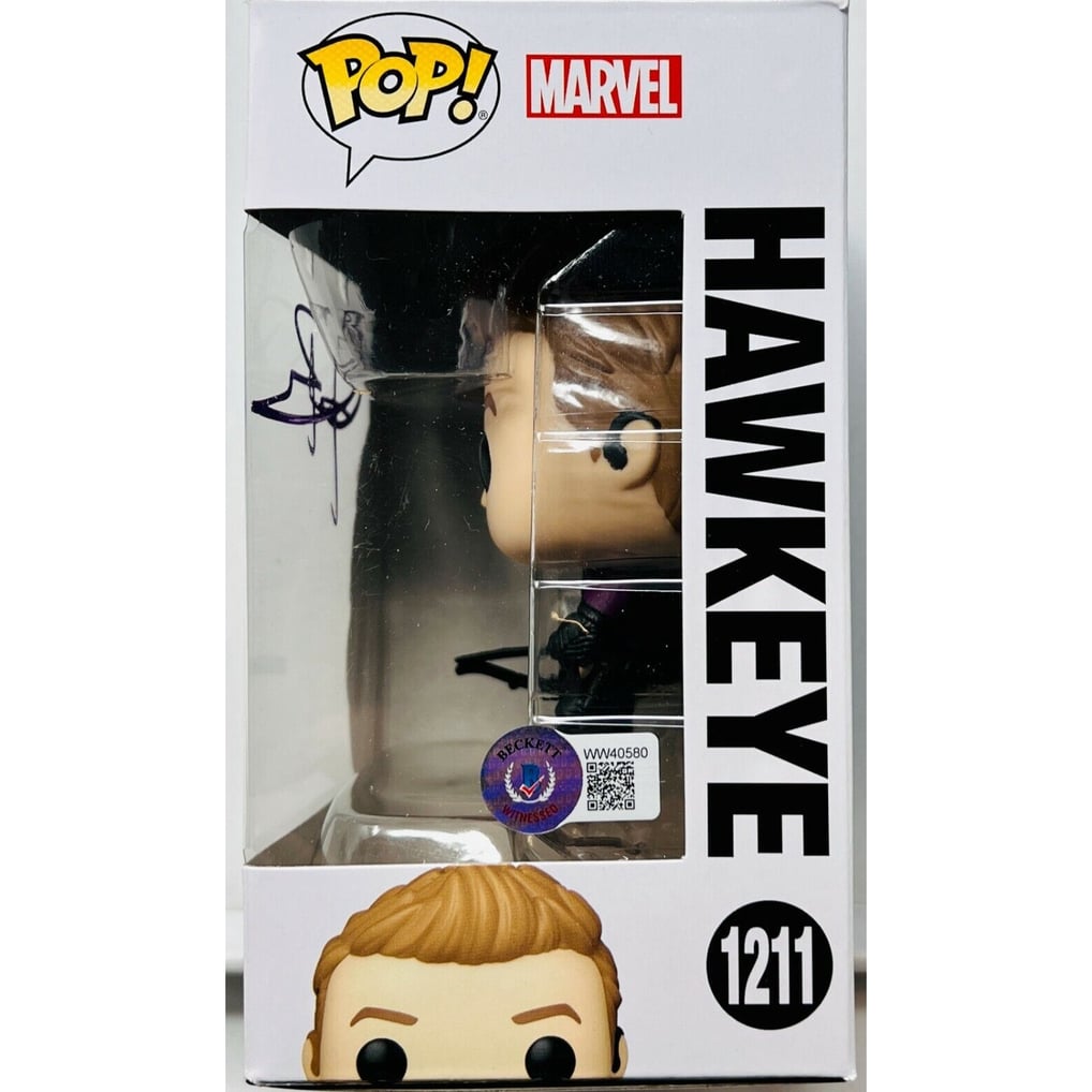 Jeremy Renner Signed Hawkeye Avengers Funko Pop 1211 BAS Beckett 