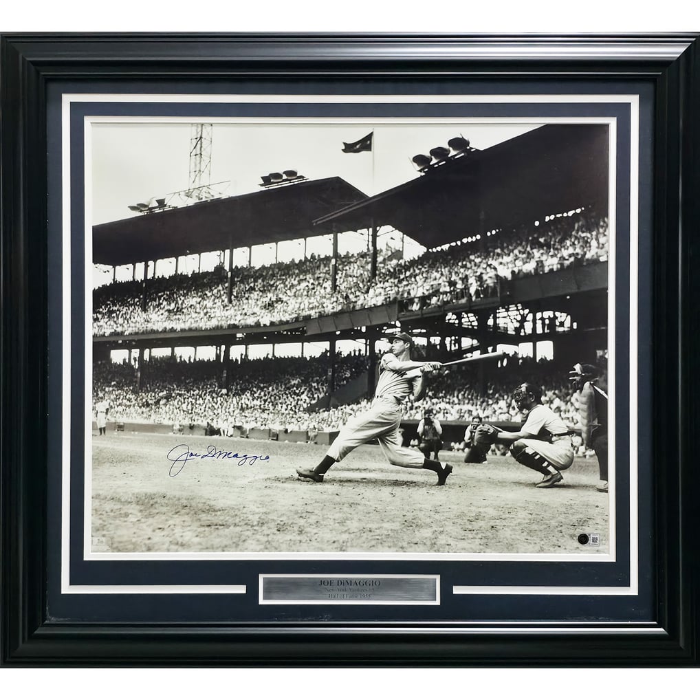 Joe DiMaggio Autographed Framed 20x24 Photo New York Yankees Beckett ...