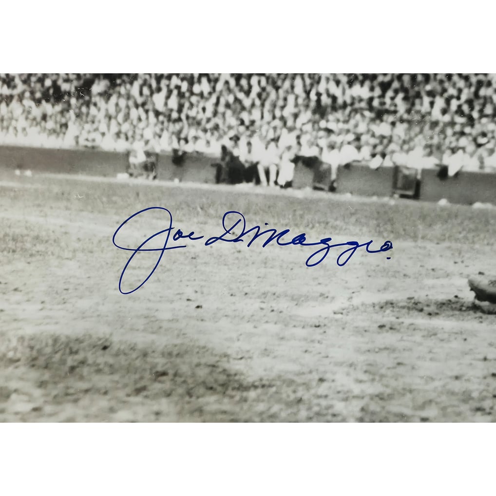 Joe DiMaggio Autographed Framed 20x24 Photo New York Yankees Beckett ...