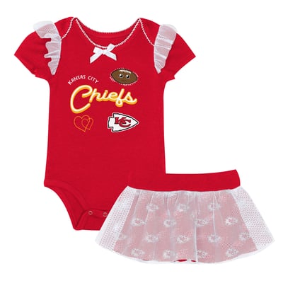 Kansas City Chiefs Outerstuff Girls Newborn Melted Hearts Printed Bodysuit and Skirt Set - Red
