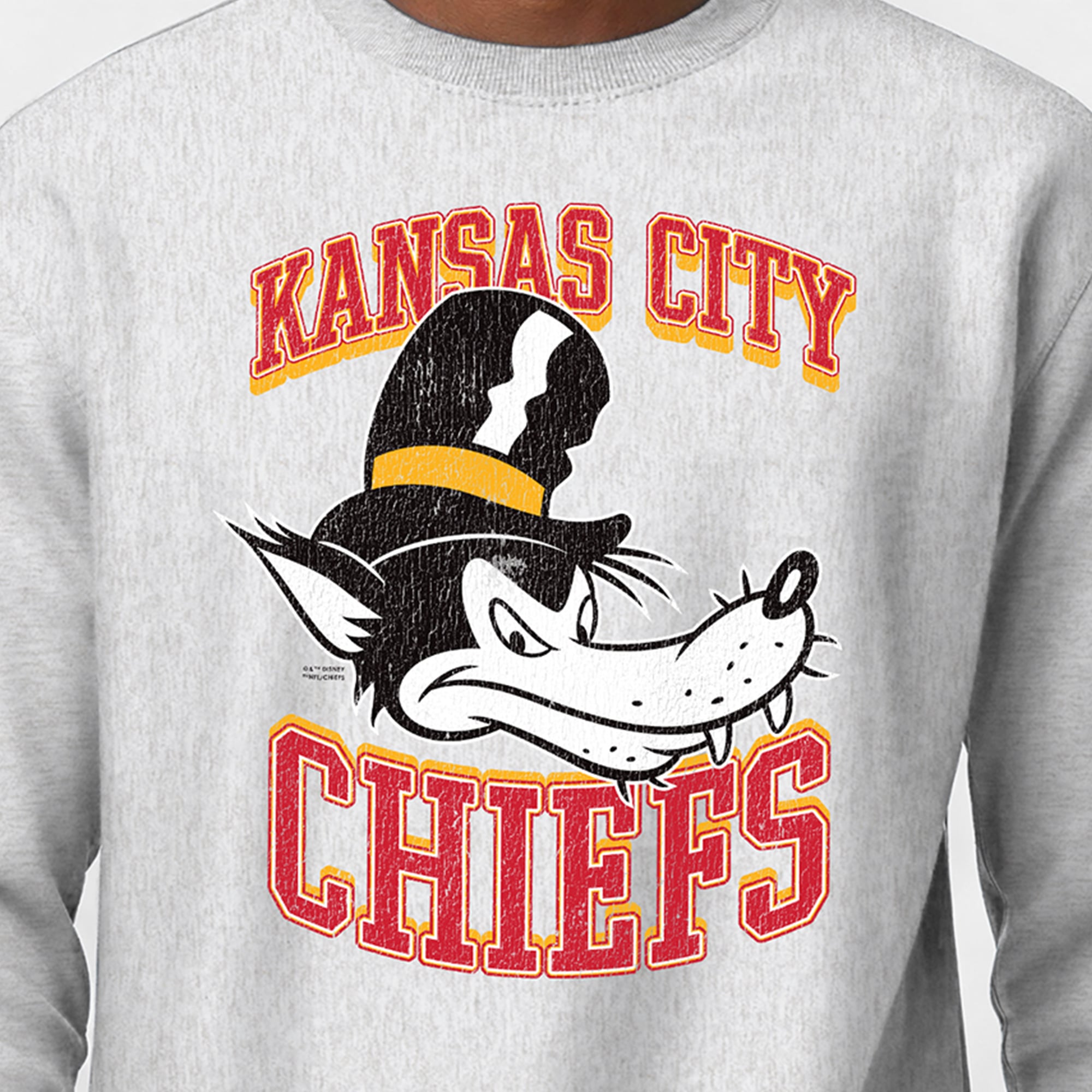 Sweat-shirt homme Disney x Champion gris chiné Kansas City Chiefs Big Bad Wolf Reverse Weave