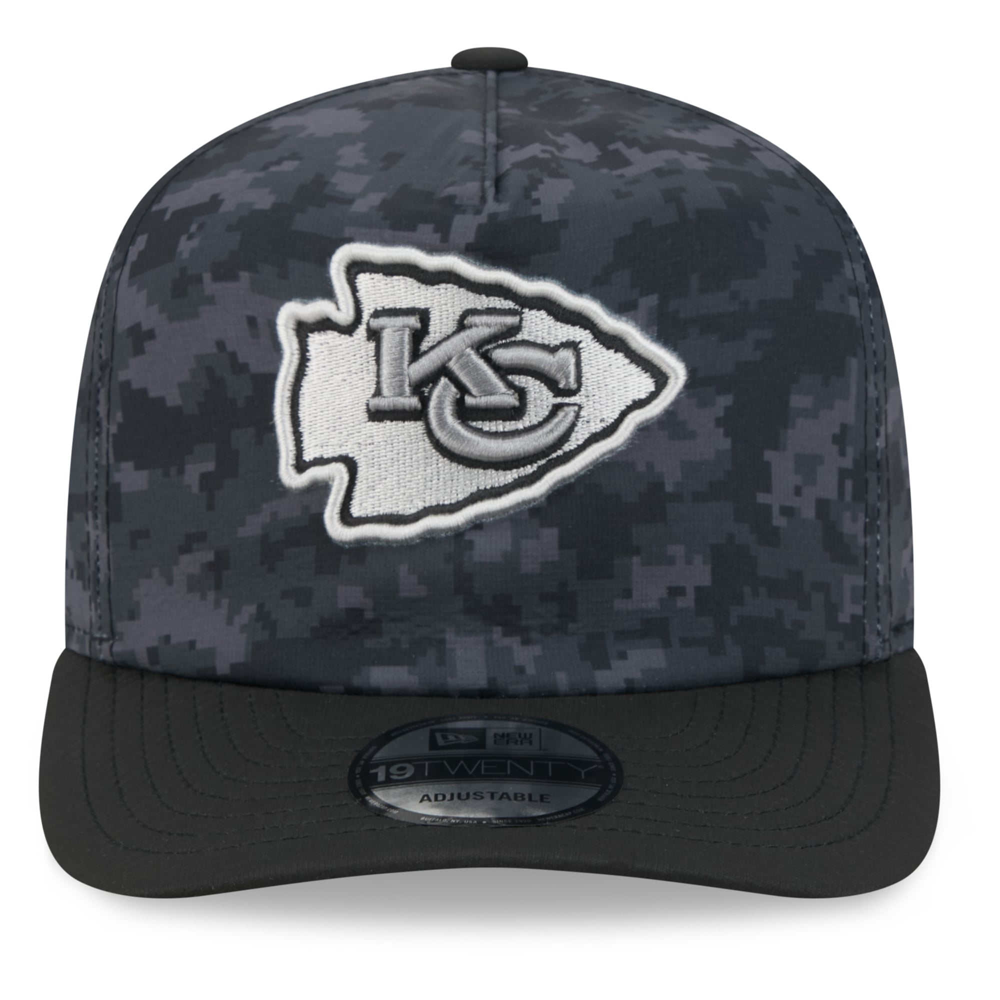Casquette ajustable New Era noire Kansas City Chiefs 2026 Salute To Service 19TWENTY pour homme