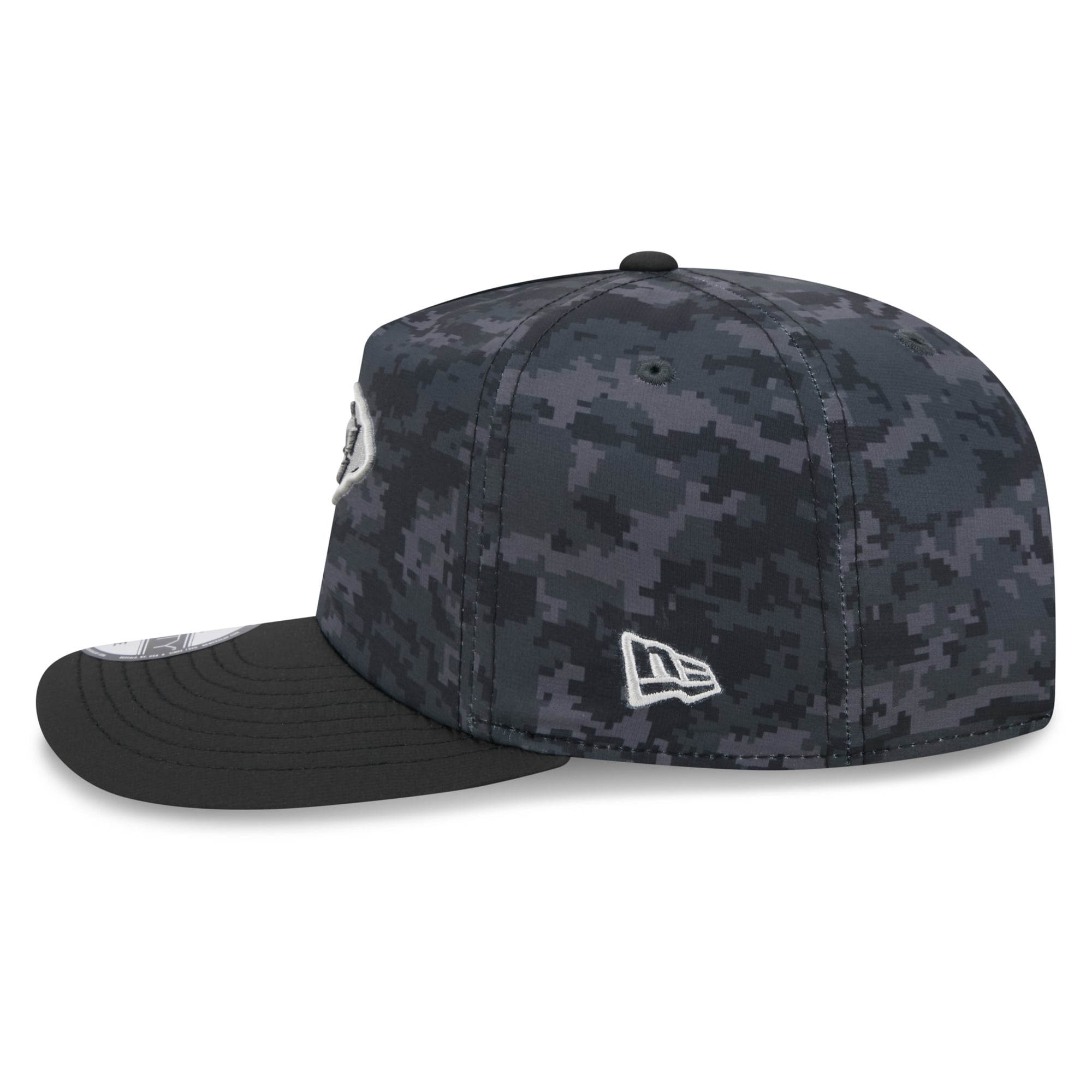 Casquette ajustable New Era noire Kansas City Chiefs 2026 Salute To Service 19TWENTY pour homme