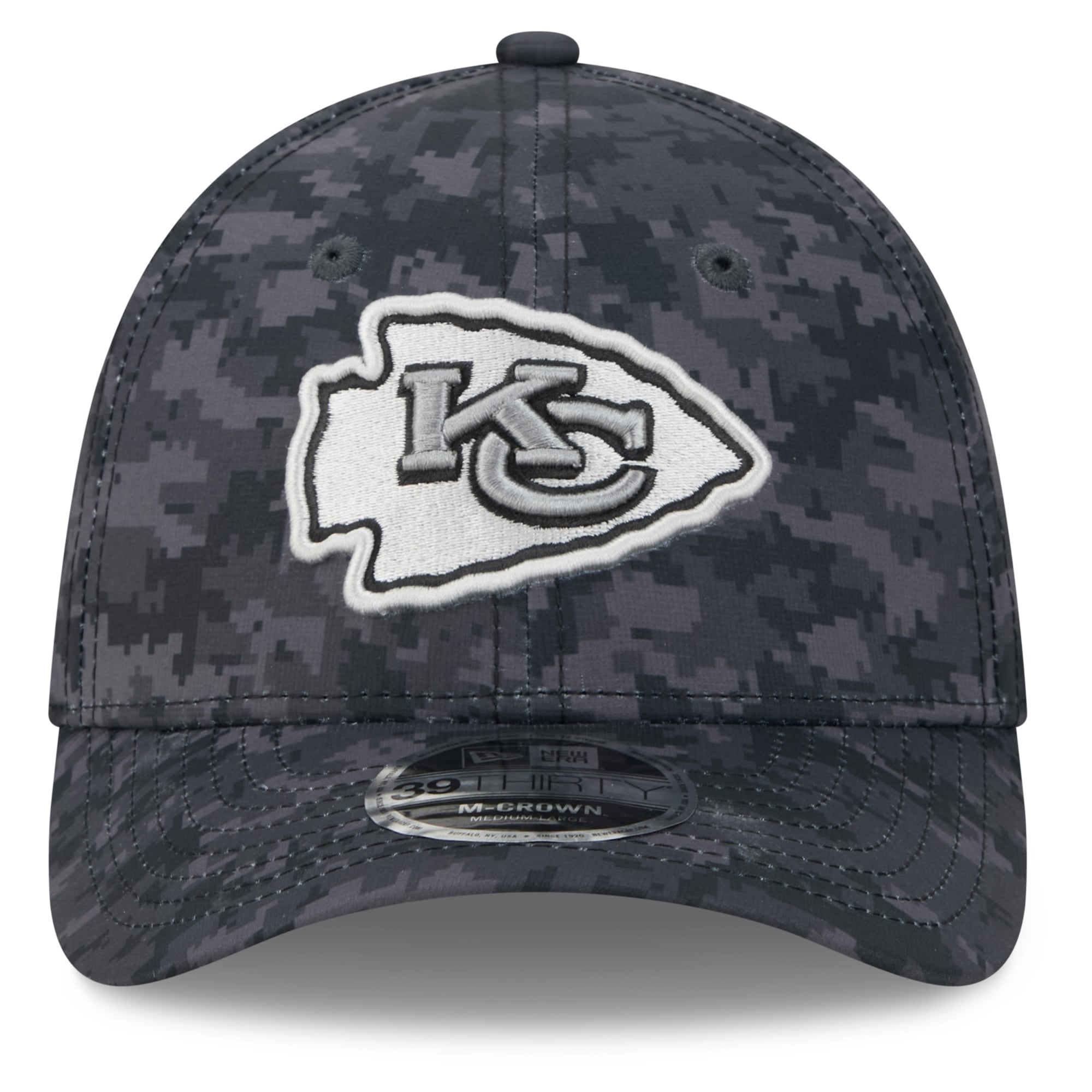 Casquette extensible New Era noire Kansas City Chiefs 2026 Salute To Service 39THIRTY M-Crown pour homme