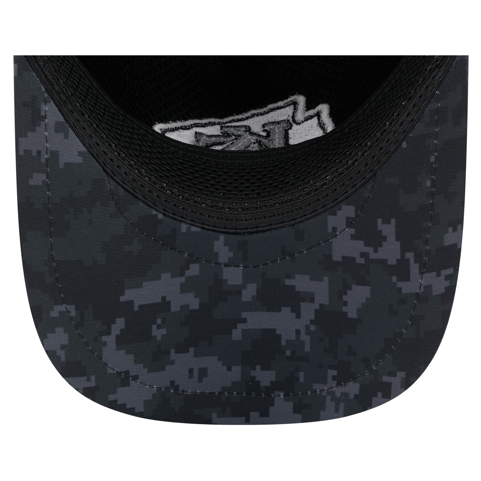 Casquette trucker ajustable New Era Apex 9FORTY Kansas City Chiefs 2026 Salute To Service, noire, pour homme