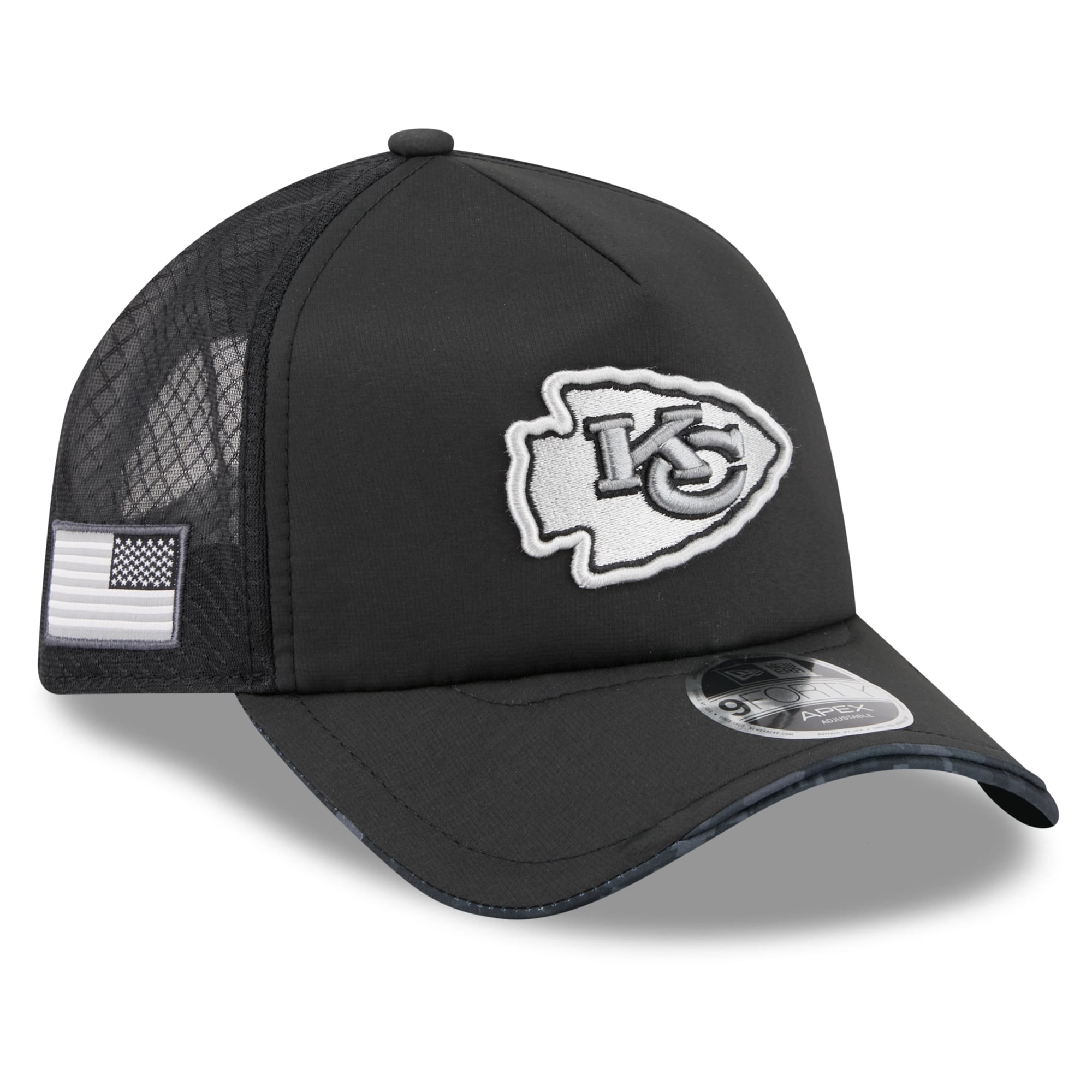 Casquette trucker ajustable New Era Apex 9FORTY Kansas City Chiefs 2026 Salute To Service, noire, pour homme