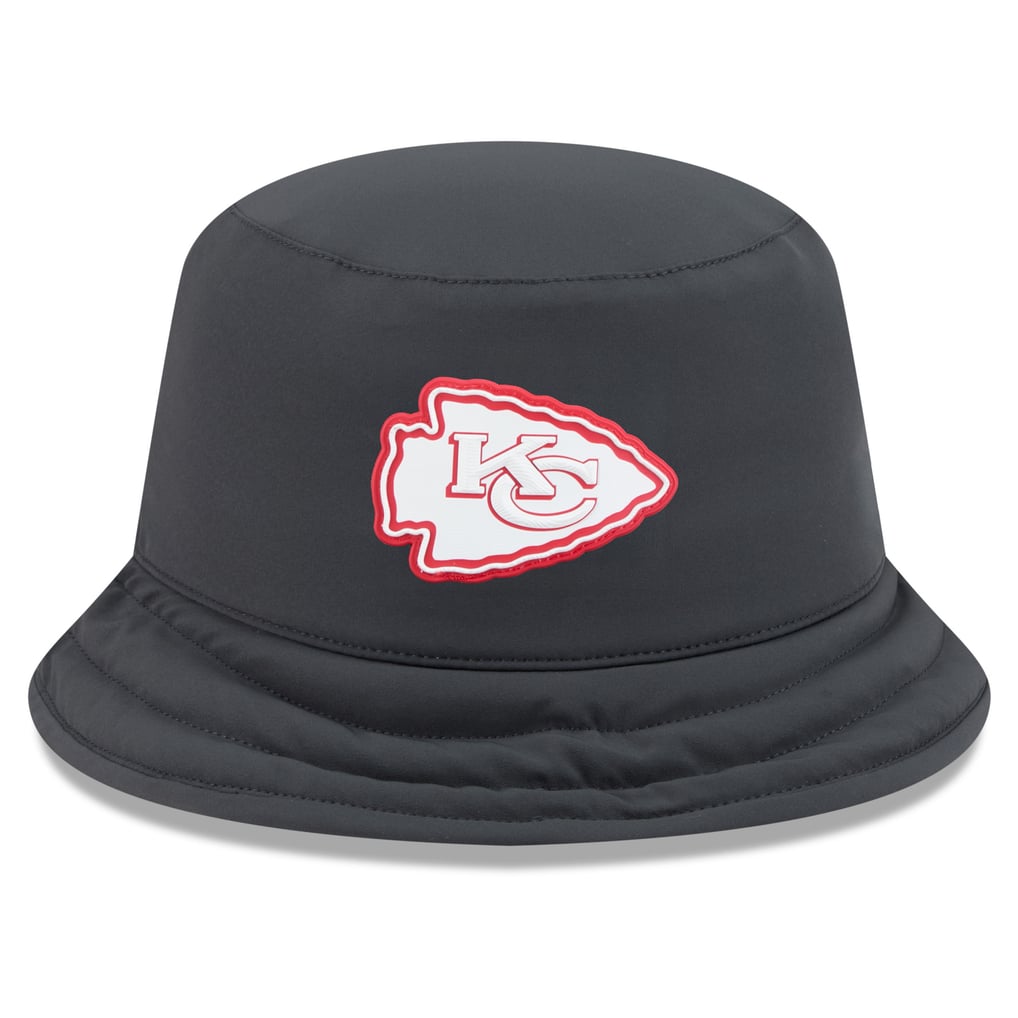 Kansas City Chiefs New Era 2026 Sideline Cold Weather Bucket Hat - Charcoal
