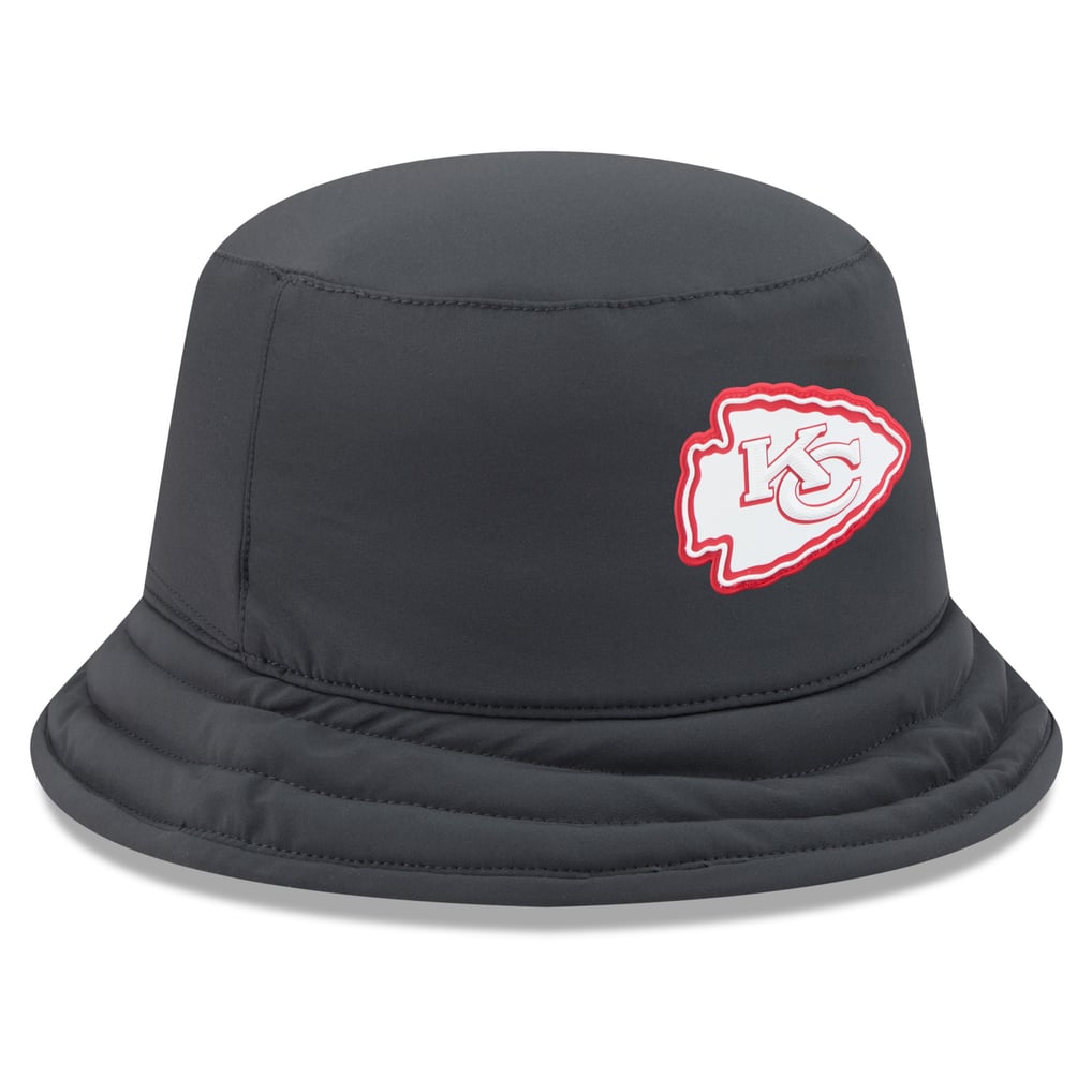 Kansas City Chiefs New Era 2026 Sideline Cold Weather Bucket Hat - Charcoal