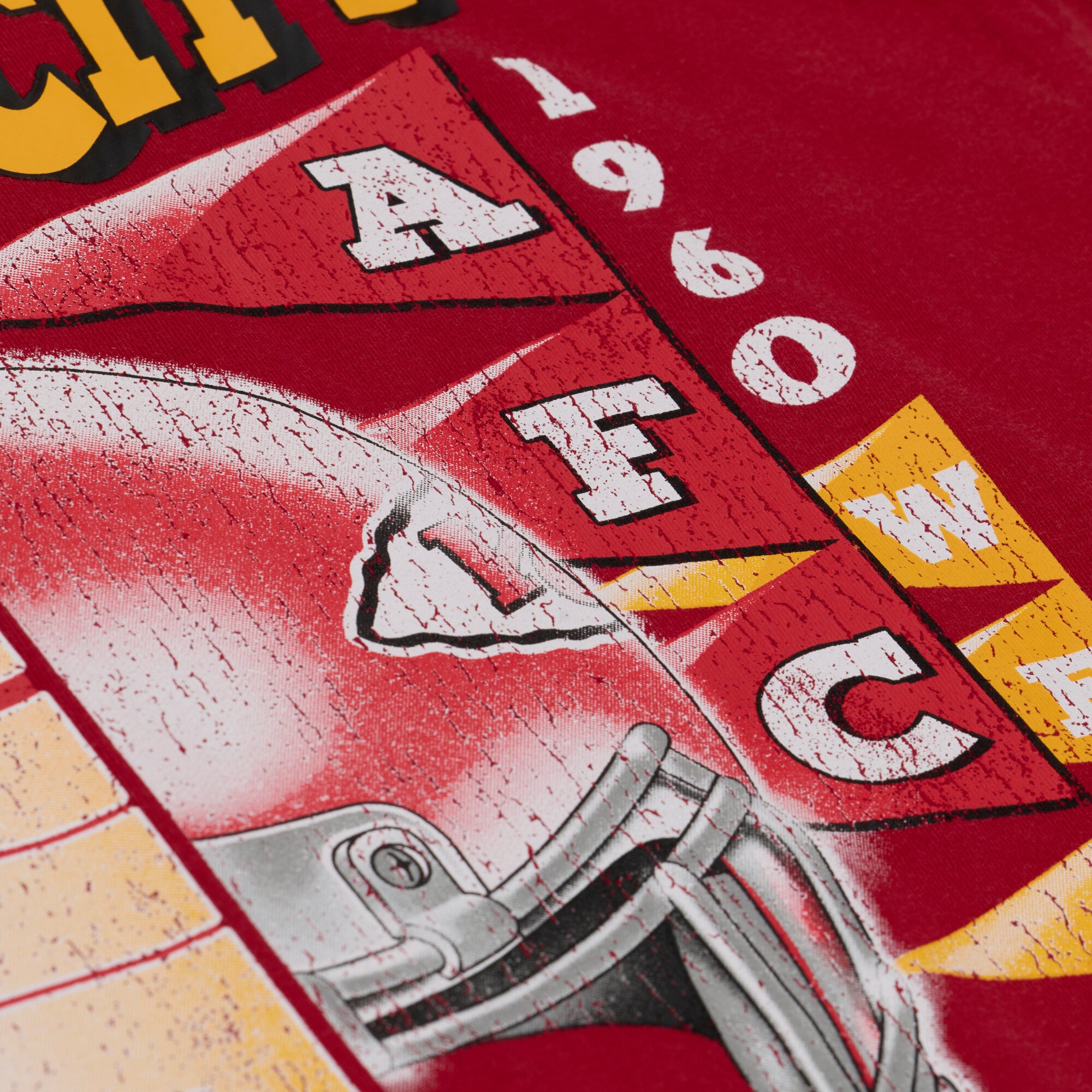T-shirt court à imprimé graphique urbain rouge Mitchell & Ness Kansas City Chiefs pour femme