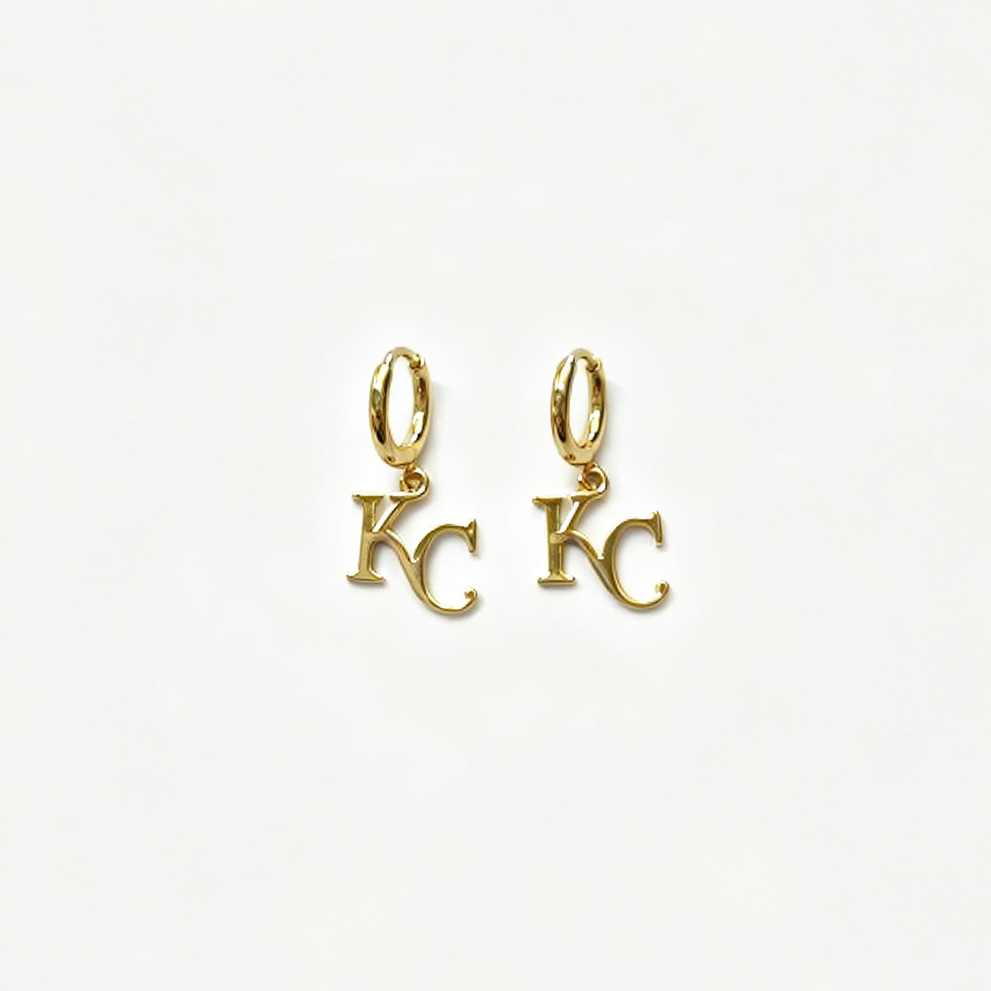 Boucles d'oreilles créoles LUV AJ Kansas City Royals avec logo des boucles d'oreilles LUV AJ