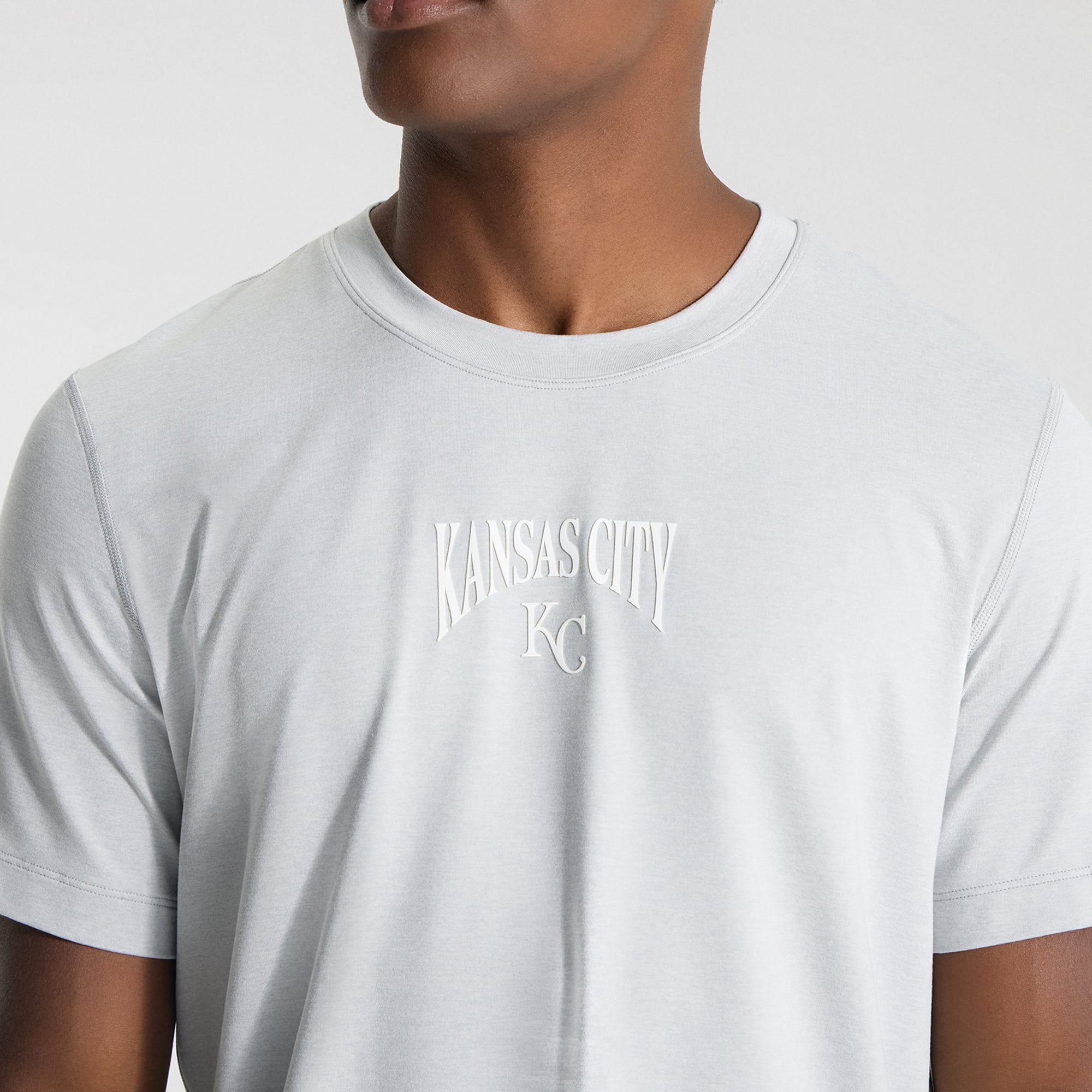 T-shirt en jersey doux lululemon Heathered Silver Drop Kansas City Royals pour homme