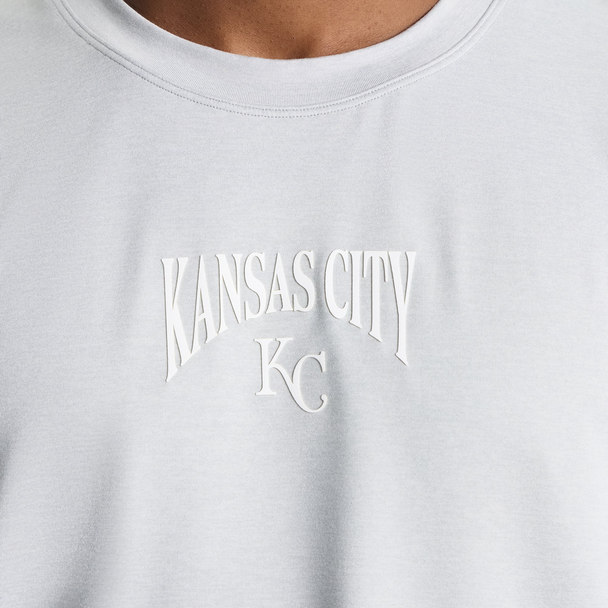 T-shirt en jersey doux lululemon Heathered Silver Drop Kansas City Royals pour homme