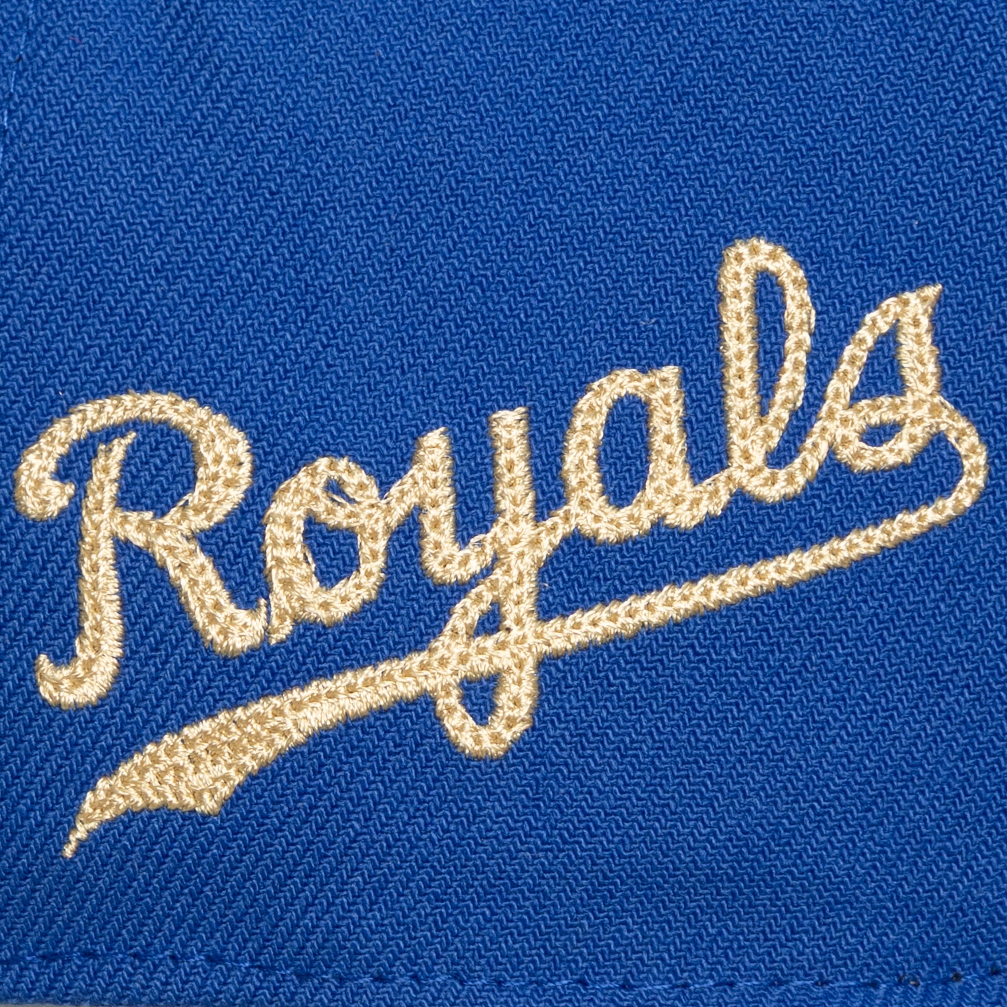 Men's Mitchell & Ness Royal Kansas City Royals Secondary Pop Pro Snapback Hat