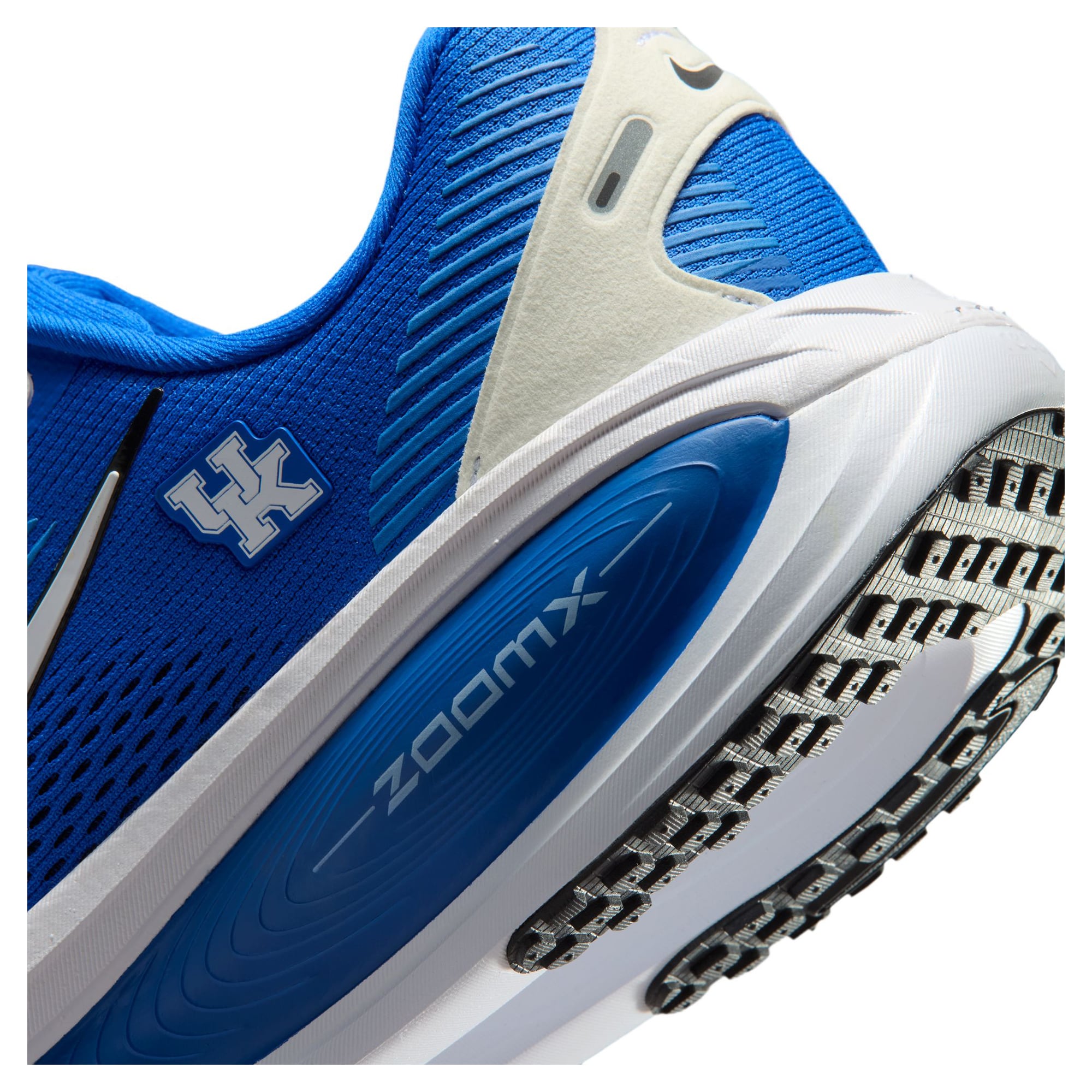Men's Nike Kentucky Wildcats Vomero 18 Running Shoes
