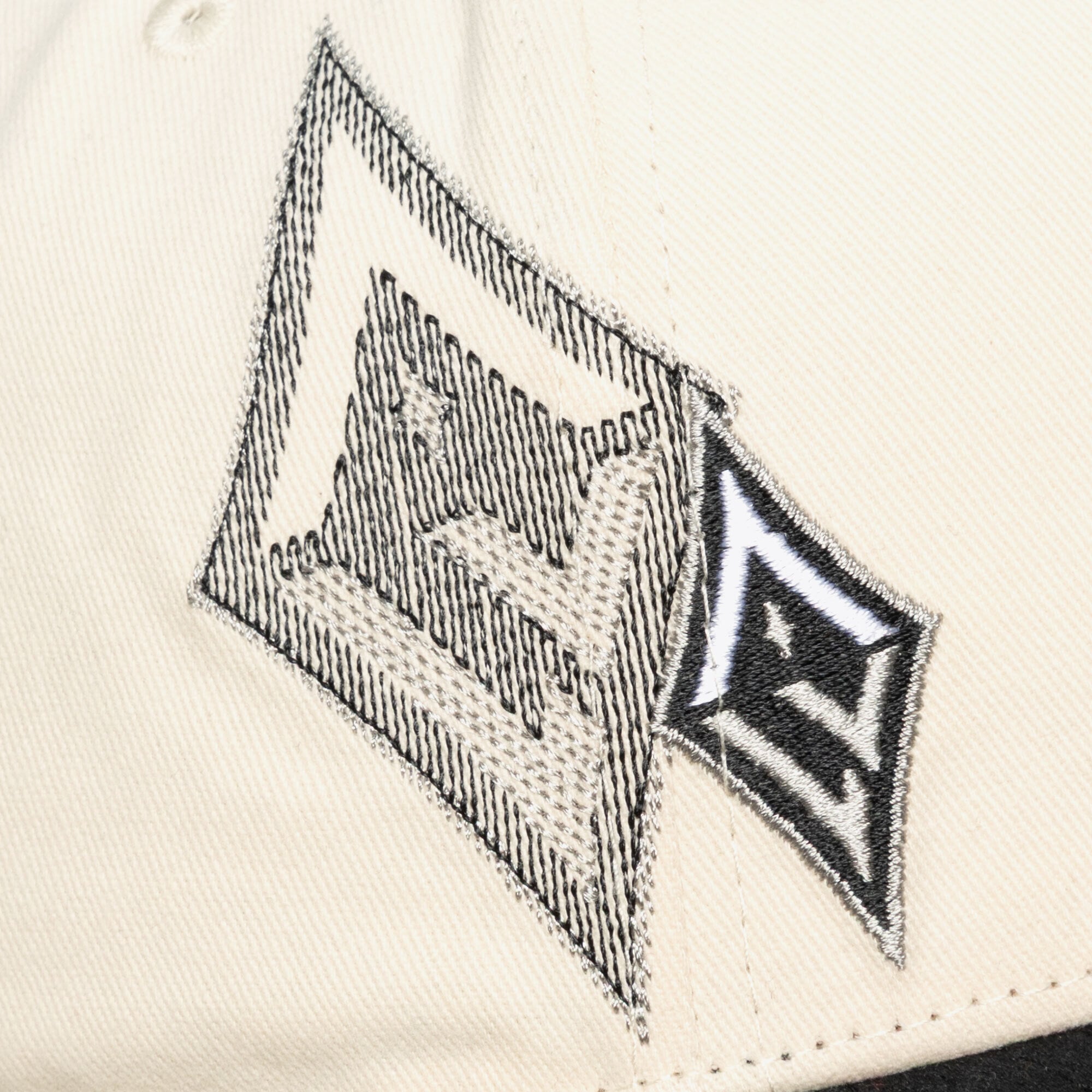Casquette unisexe Mitchell & Ness Cream Las Vegas Aces Big Time Pro Crown ajustable