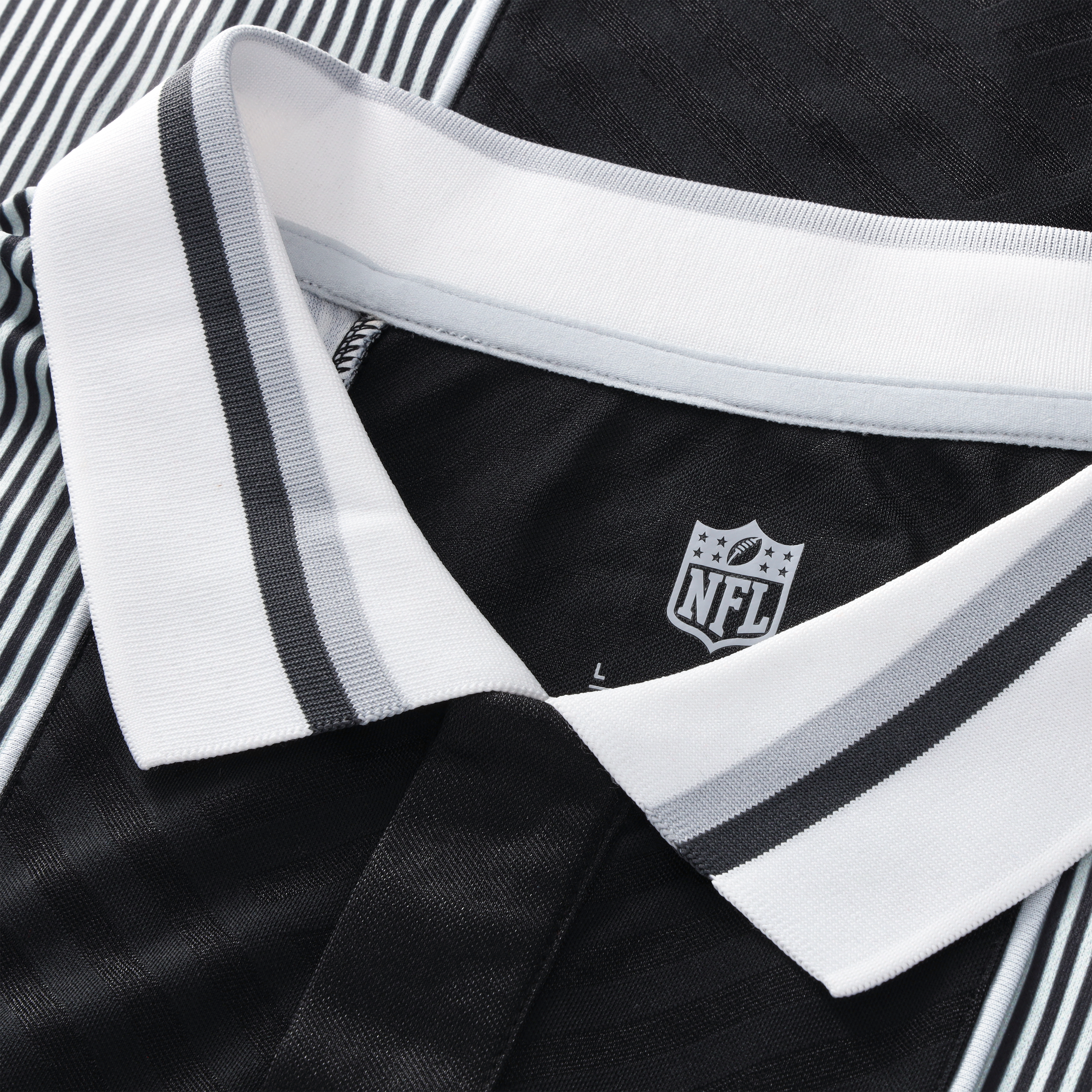 Men's Fanatics Black Las Vegas Raiders Football x Collared Fan Top