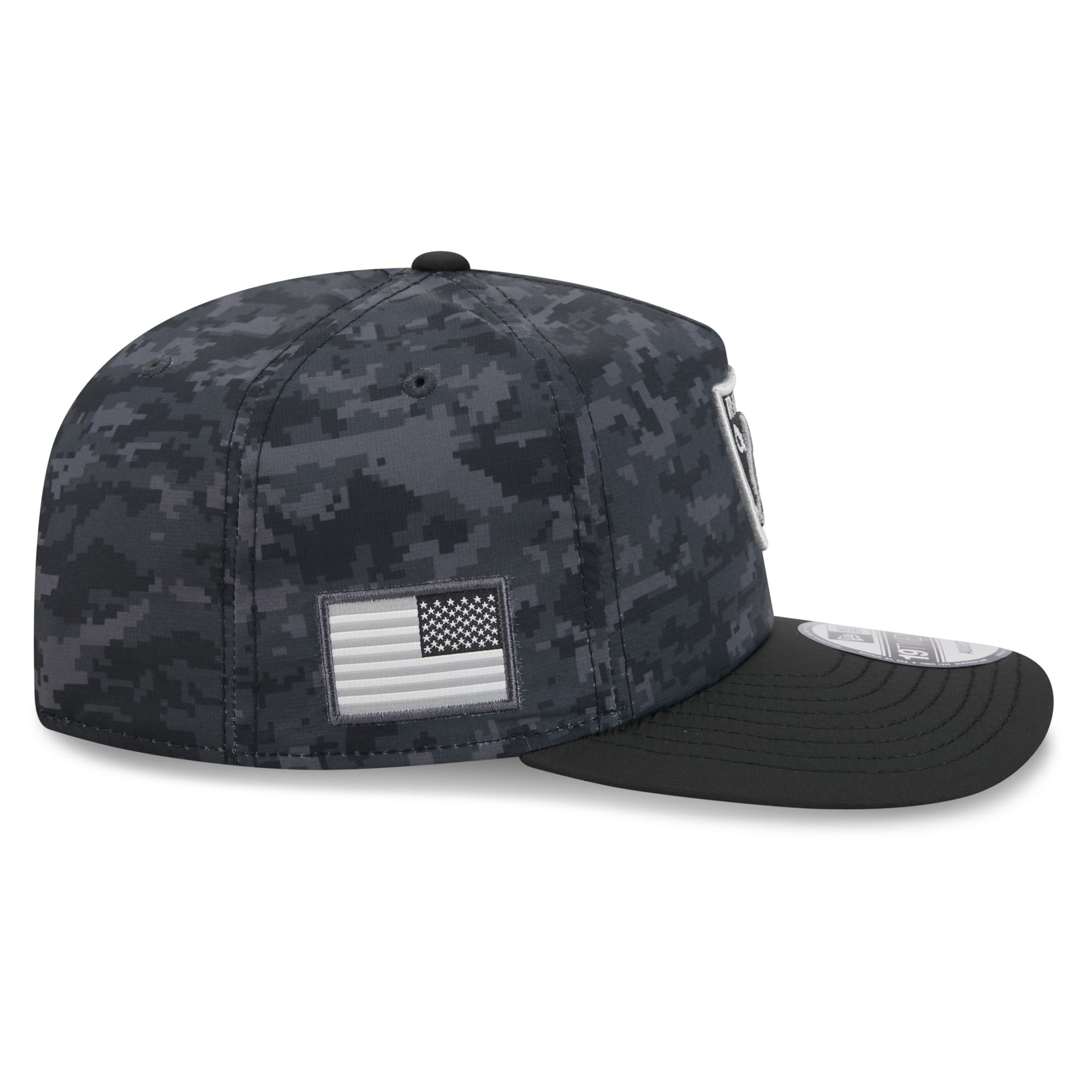 Casquette ajustable New Era noire pour homme Las Vegas Raiders 2026 Salute To Service 19TWENTY