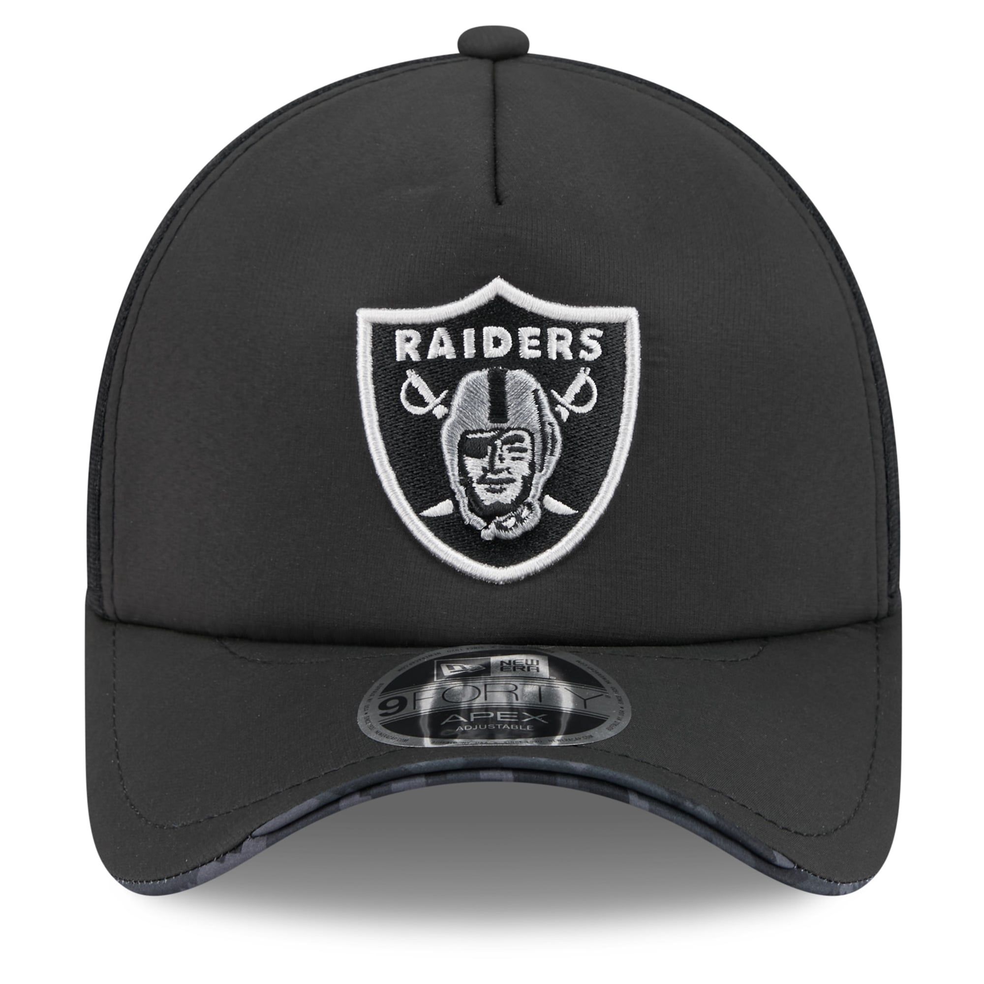 Men's New Era Black Las Vegas Raiders 2026 Salute To Service Apex 9FORTY Adjustable Trucker Hat