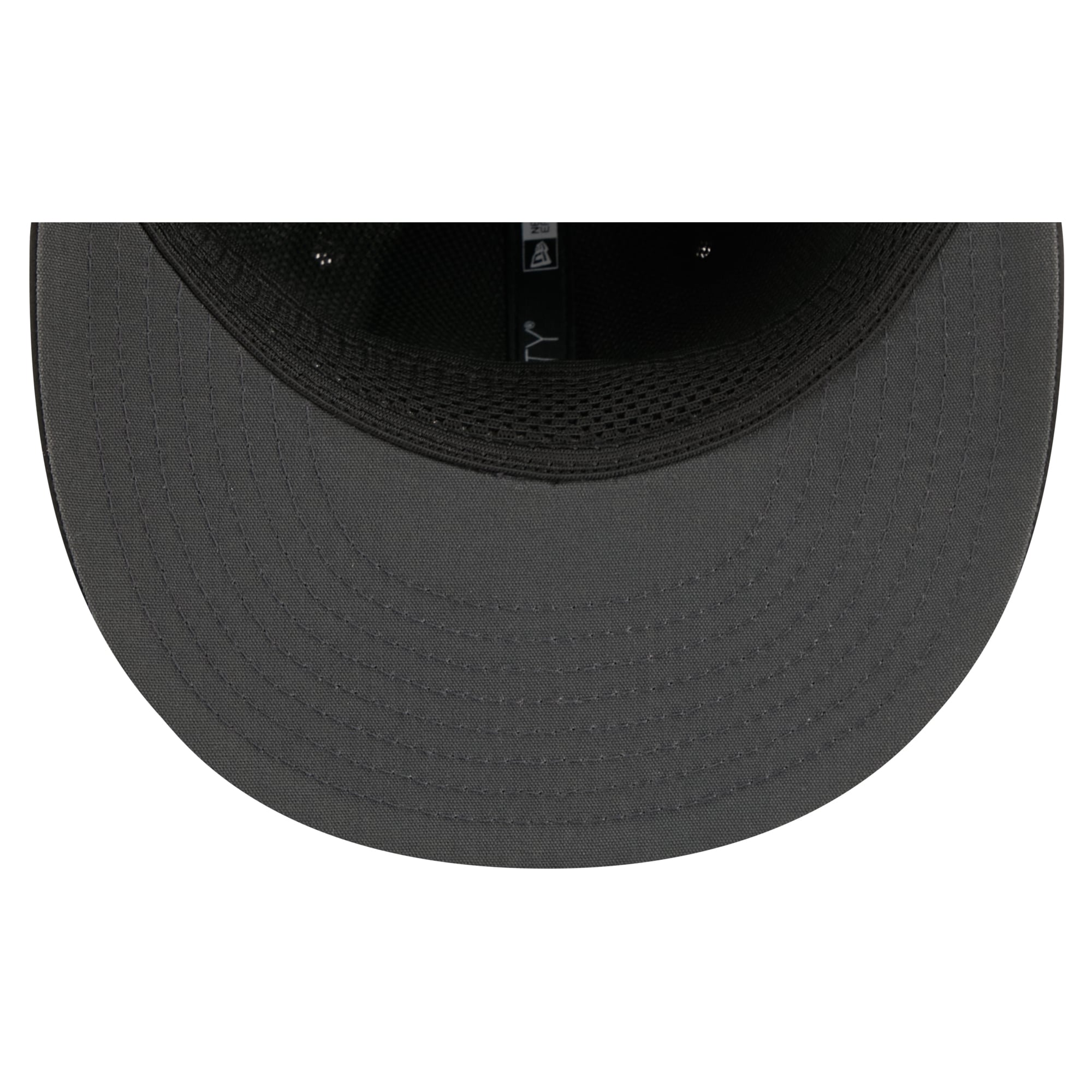 Men's New Era Black Las Vegas Raiders 2026 Sideline 9FIFTY Snapback Hat