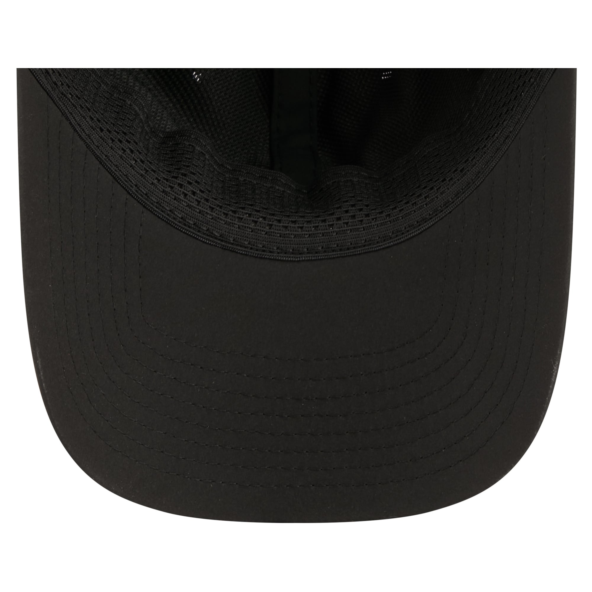 Men's New Era Black Las Vegas Raiders 2026 Sideline Casual Classic Adjustable Hat