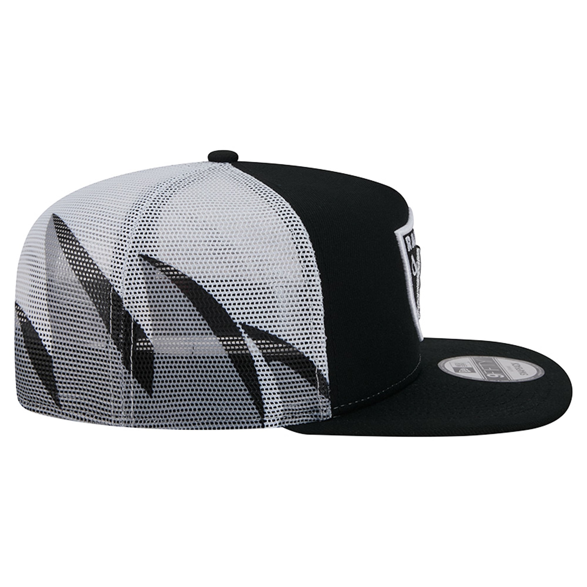 Casquette trucker New Era 9FIFTY Snapback noire et argentée Las Vegas Raiders pour homme
