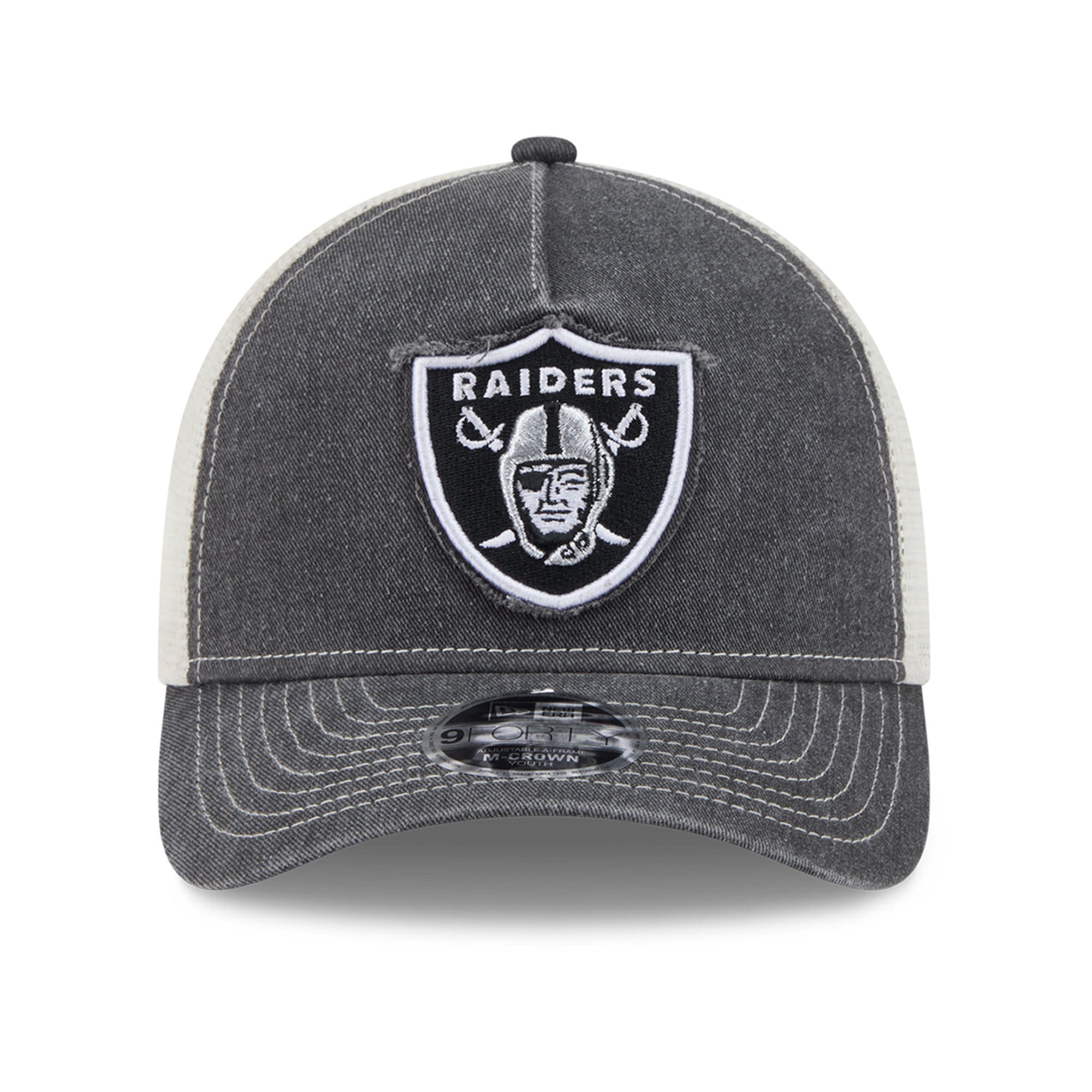 Casquette trucker ajustable New Era noire pour jeunes fans des Raiders de Las Vegas, modèle 9FORTY A-Frame M-Crown, modèle A-Frame, à motif ajouré et couronne.