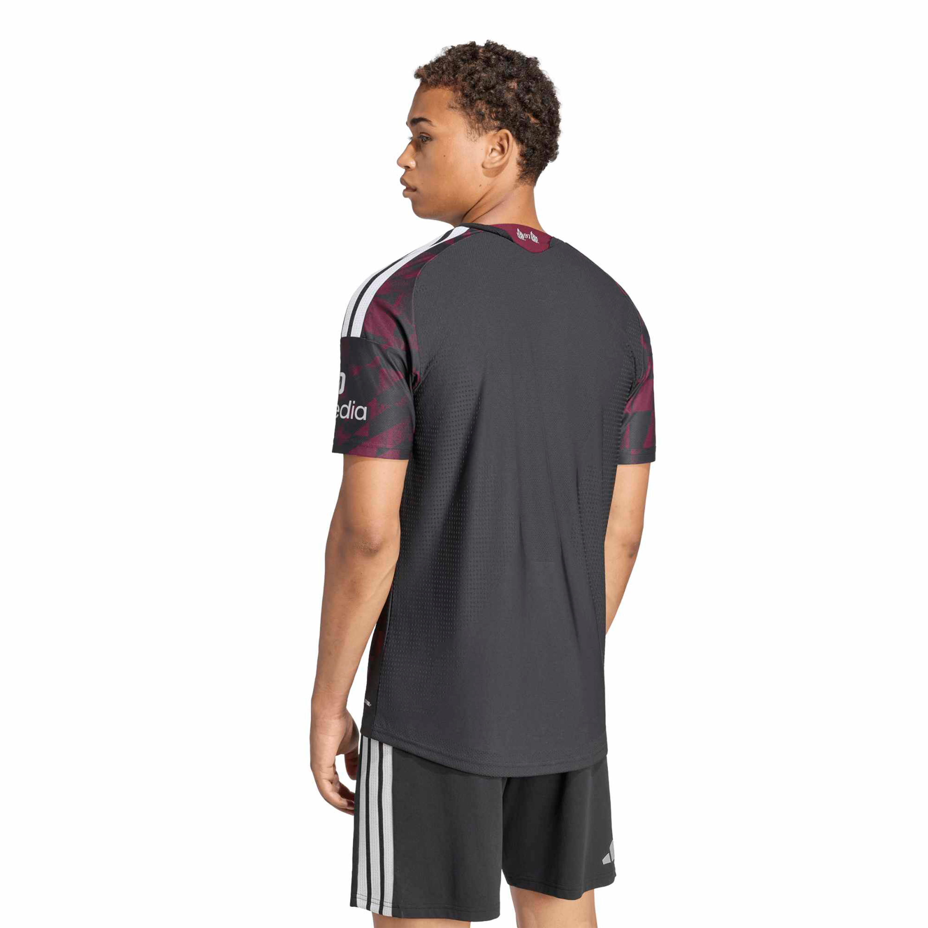 Maillot domicile authentique adidas Liverpool rouge 2026/27 avec écusson du sponsor
