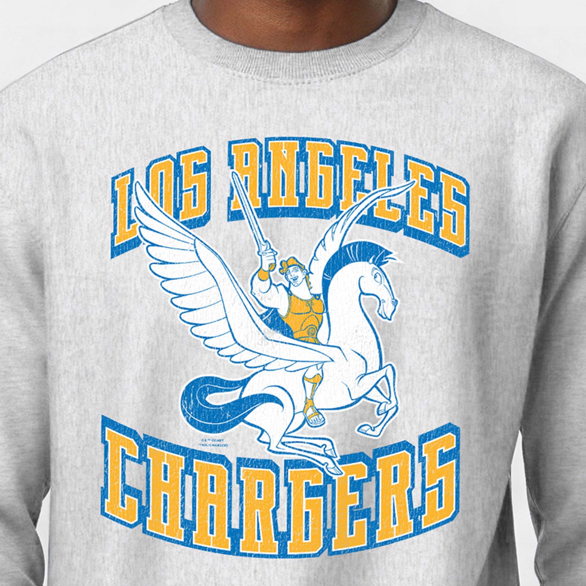Sweat-shirt homme Disney x Champion gris chiné Los Angeles Chargers Hercule et Pégase à tissage inversé