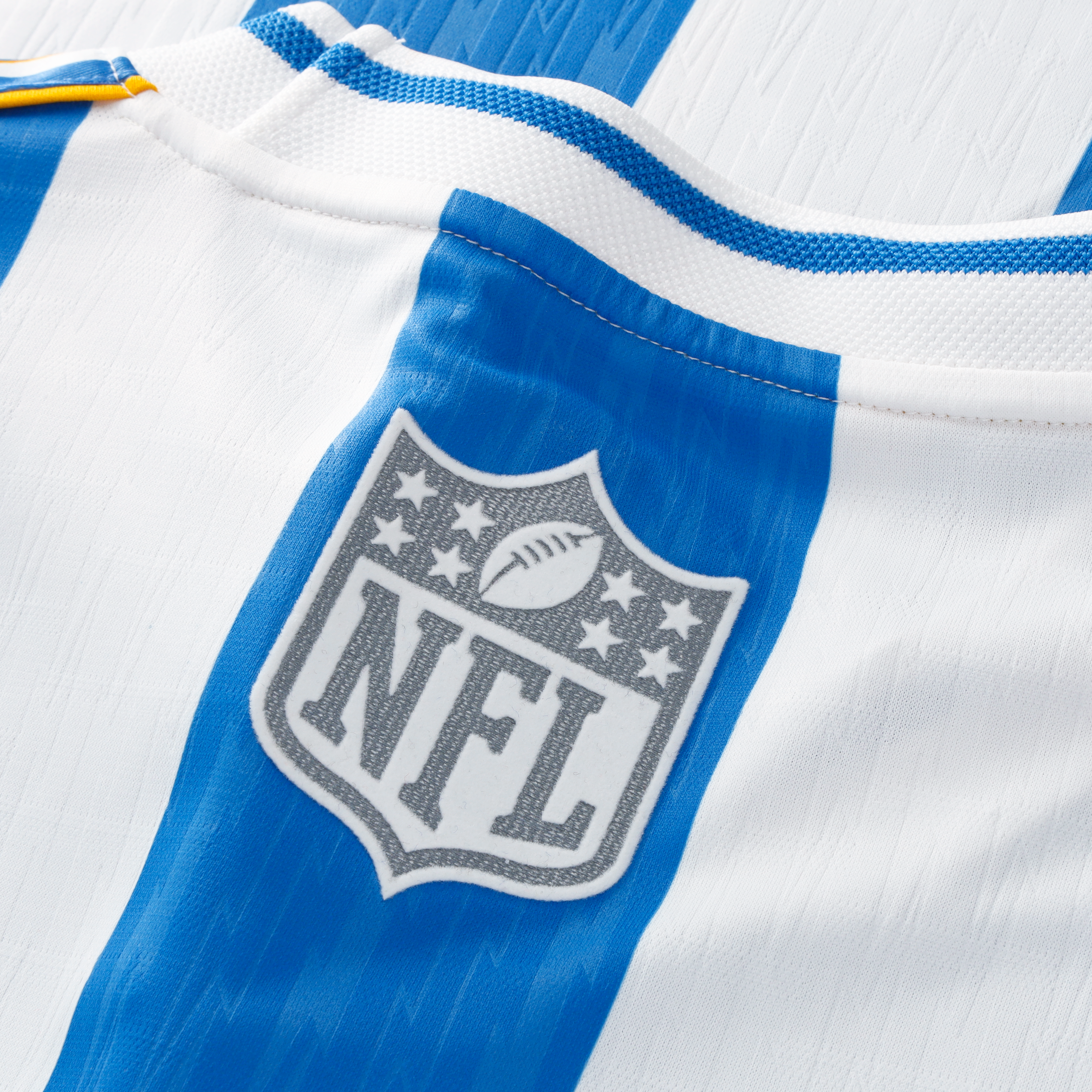 T-shirt de football américain Los Angeles Chargers bleu et blanc pour homme (Fanatics)