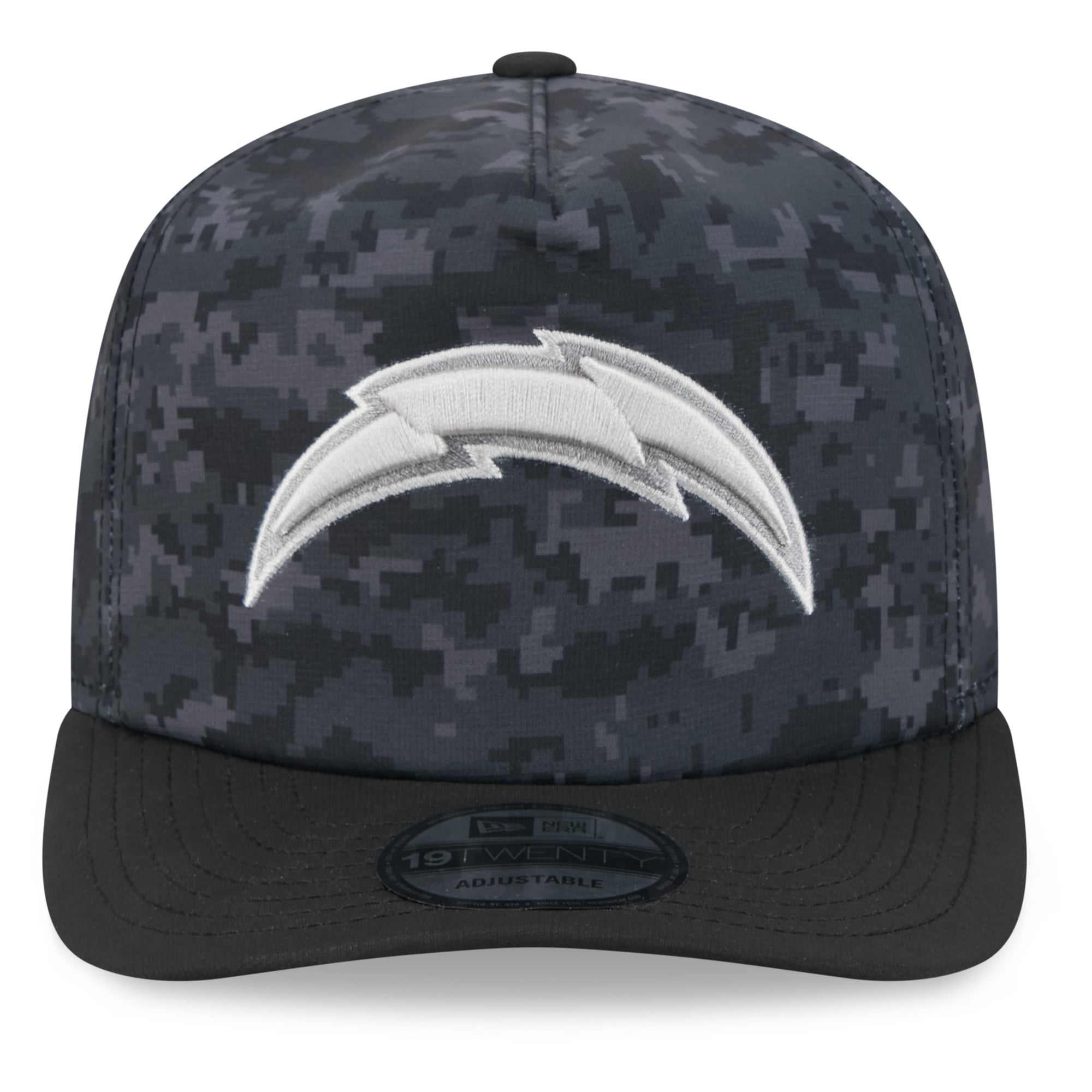 Men's New Era Black Los Angeles Chargers 2026 Salute To Service 19TWENTY Adjustable Hat