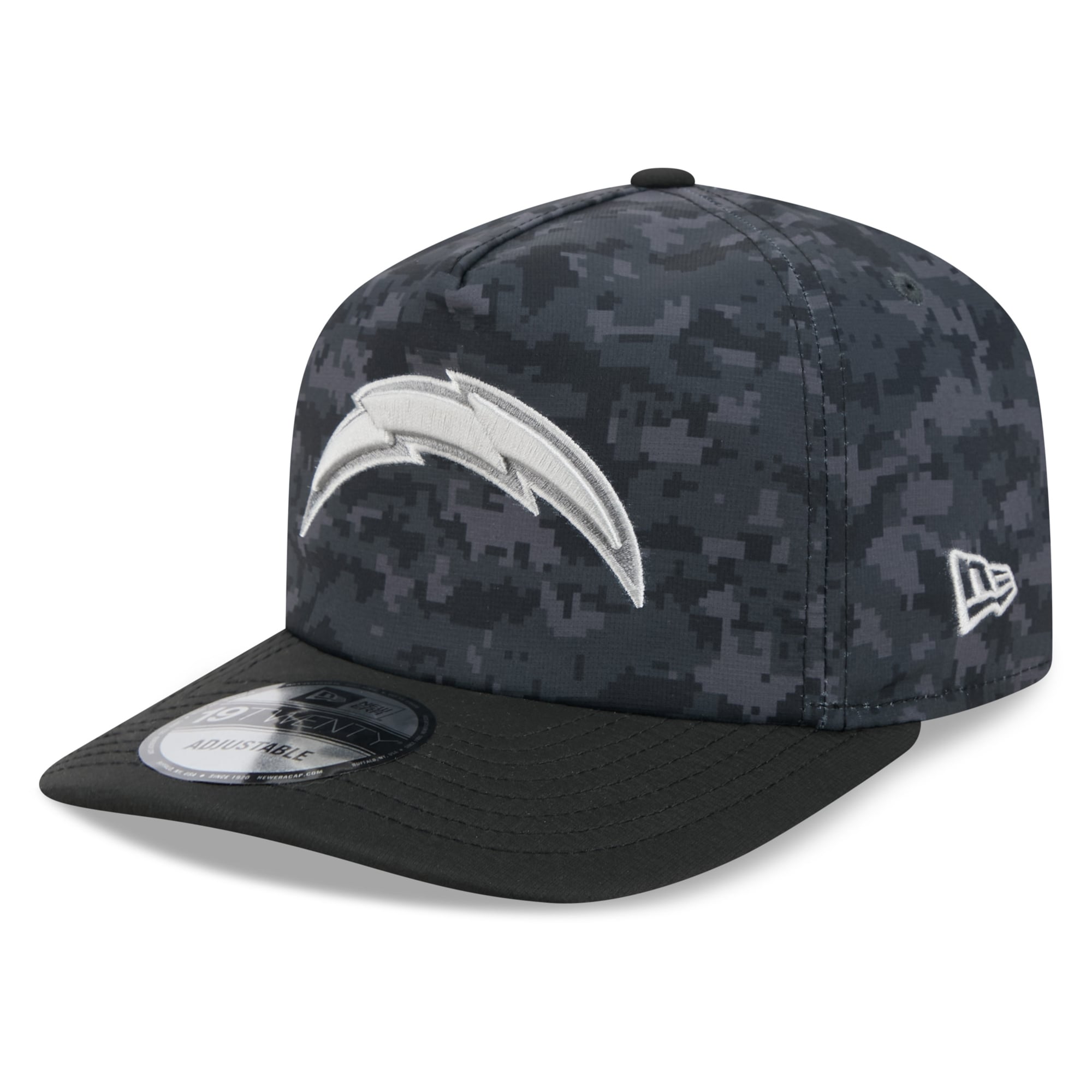 Men's New Era Black Los Angeles Chargers 2026 Salute To Service 19TWENTY Adjustable Hat
