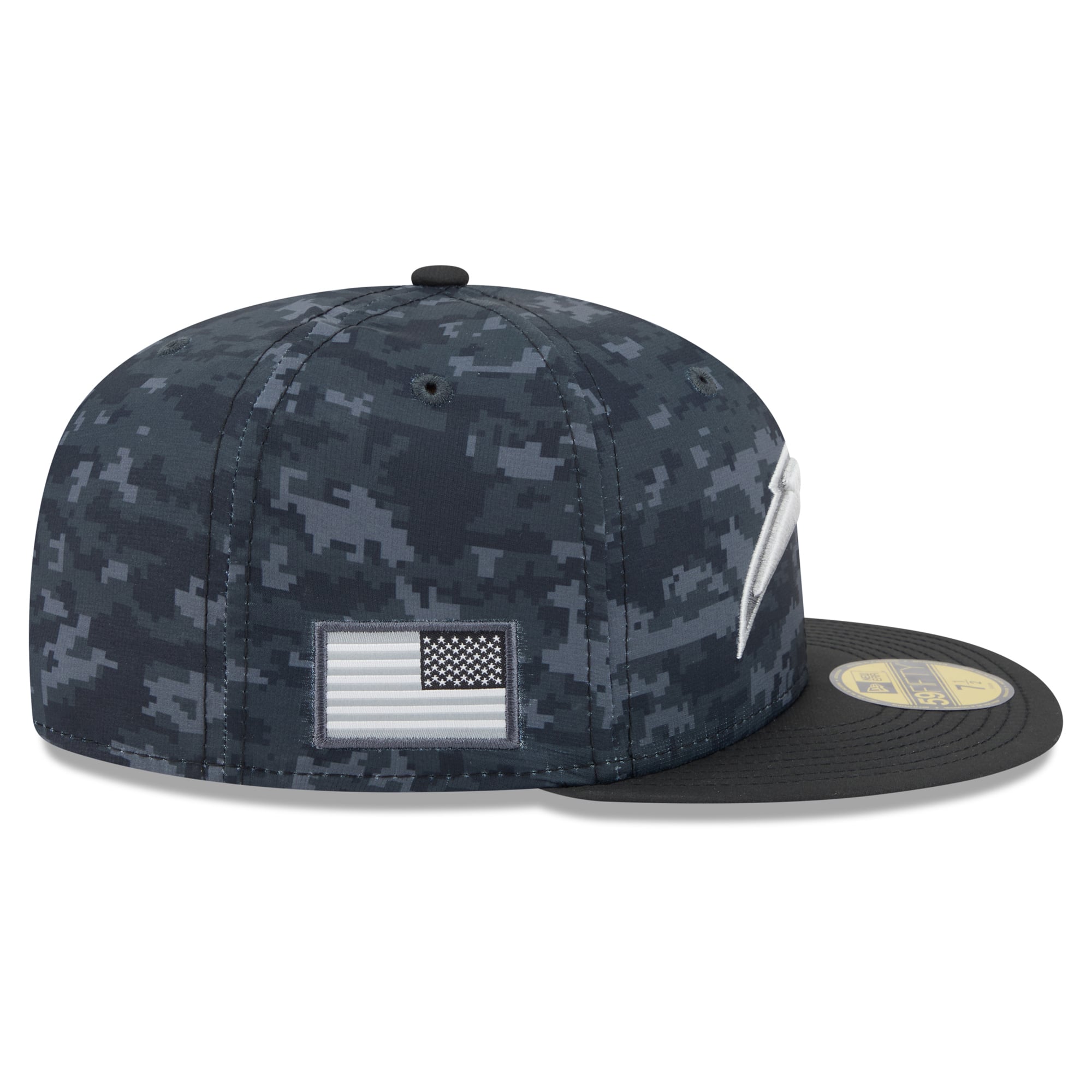 Casquette ajustée New Era noire pour homme Los Angeles Chargers 2026 Salute To Service 59FIFTY