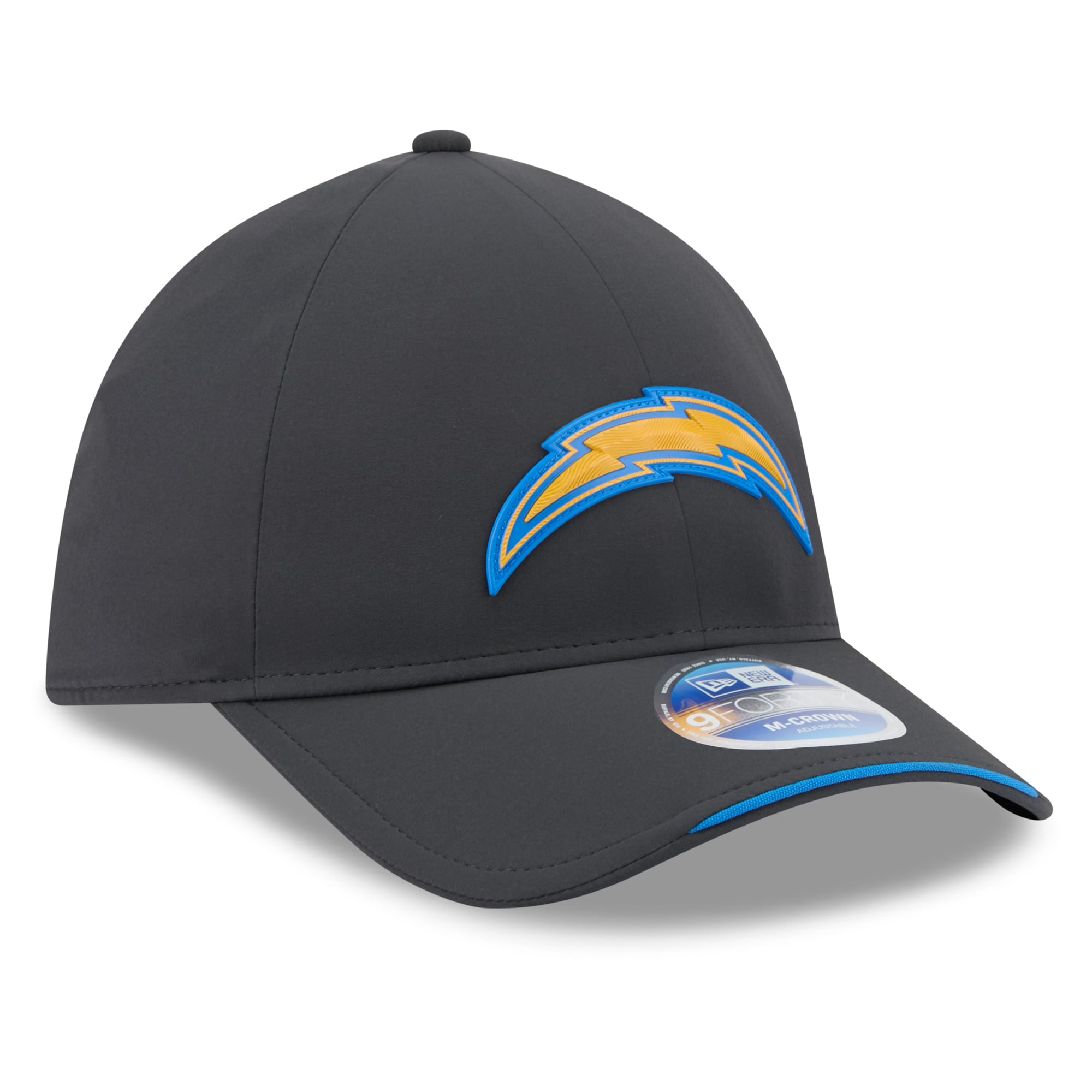 Casquette ajustable New Era Charcoal Los Angeles Chargers 2026 Sideline pour temps froid 9FORTY M-Crown