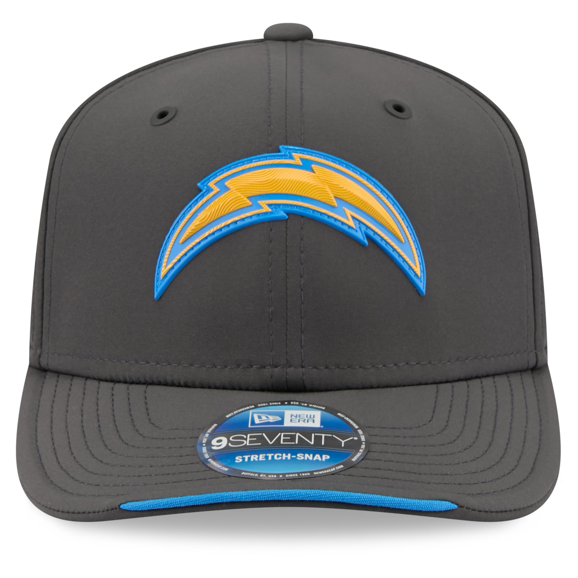 Casquette ajustable New Era Charcoal Los Angeles Chargers 2026 Sideline pour temps froid 9SEVENTY