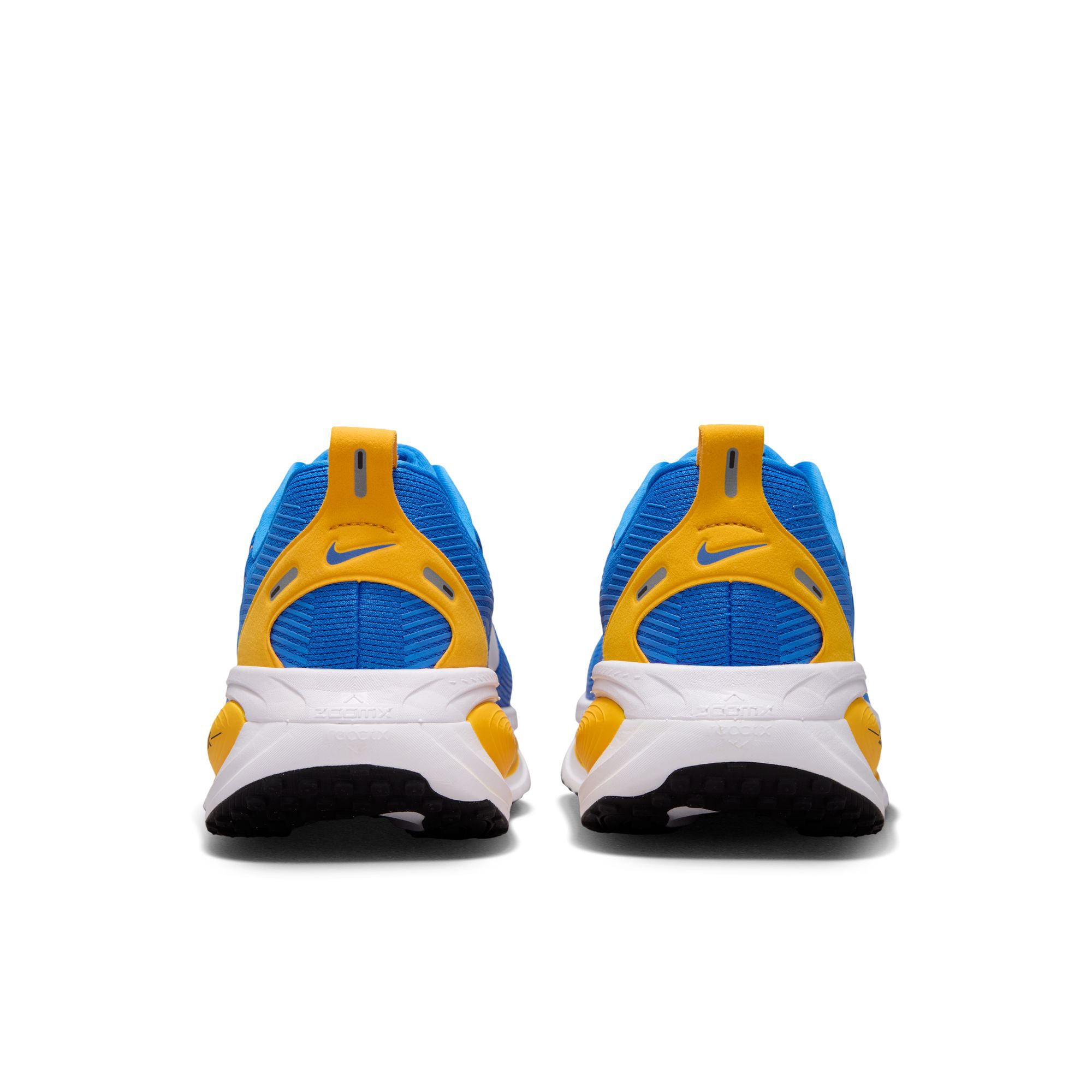 Men's Nike Los Angeles Chargers Vomero 18 Running Shoes