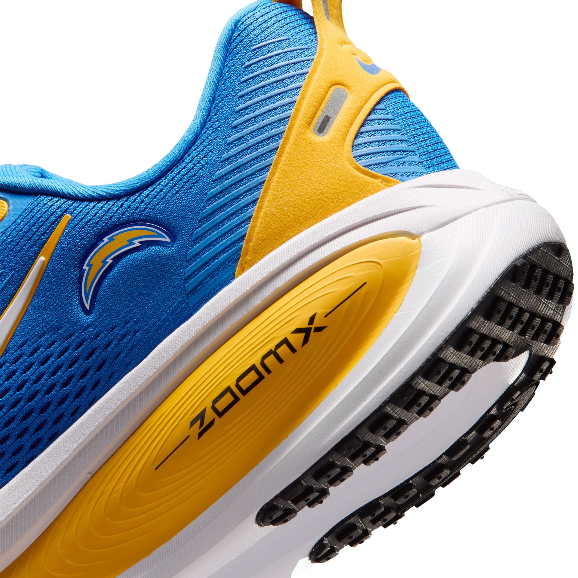 Men's Nike Los Angeles Chargers Vomero 18 Running Shoes