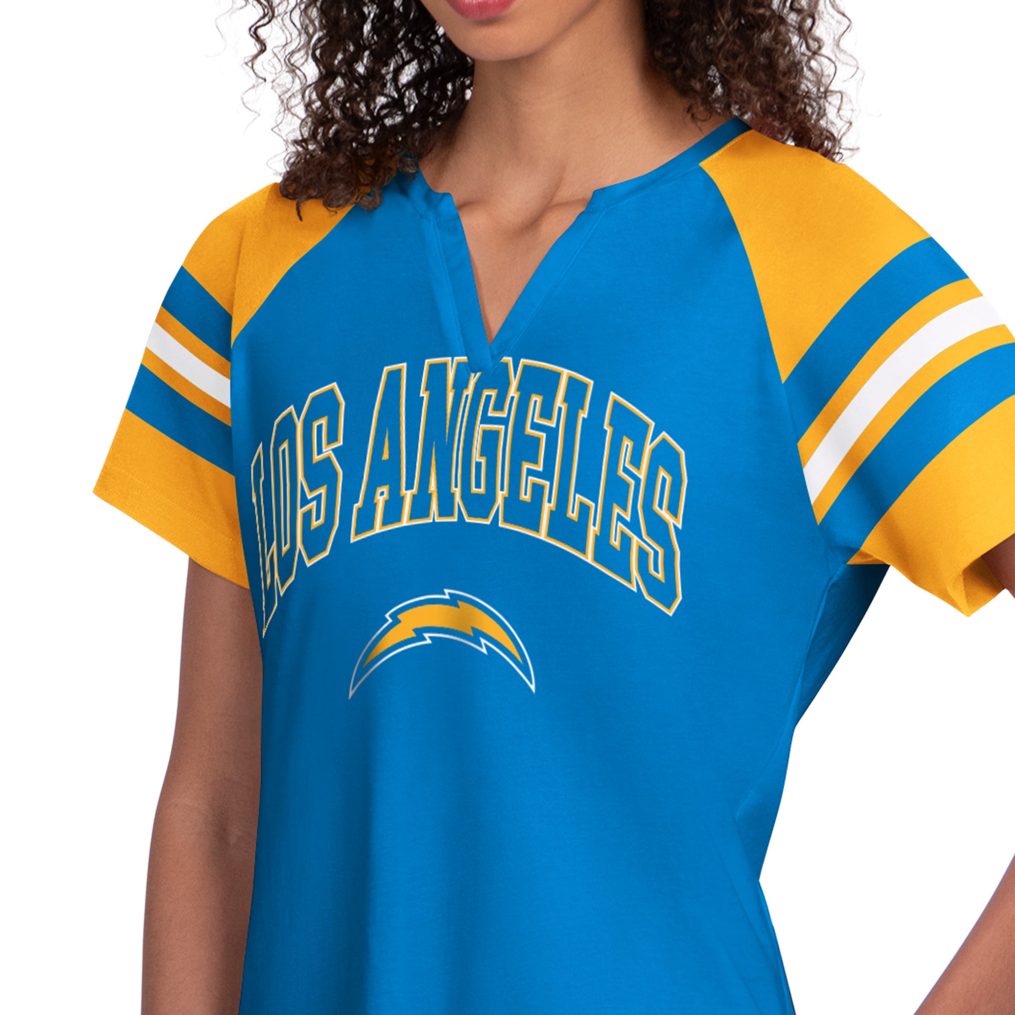 T-shirt raglan à col cranté Starter Powder Blue pour femme, Los Angeles Chargers.