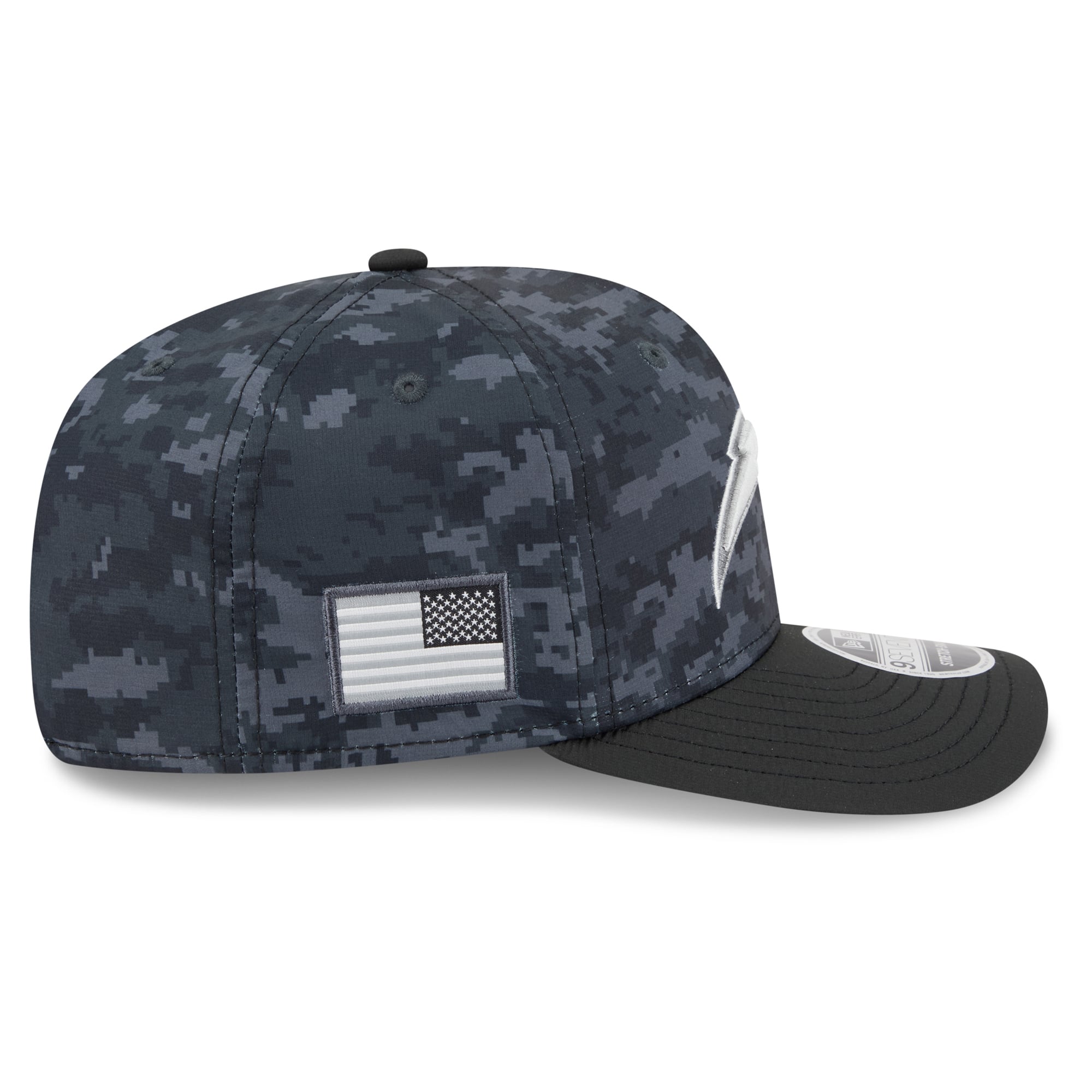 Youth New Era Black Los Angeles Chargers 2026 Salute To Service 9SEVENTY Adjustable Hat