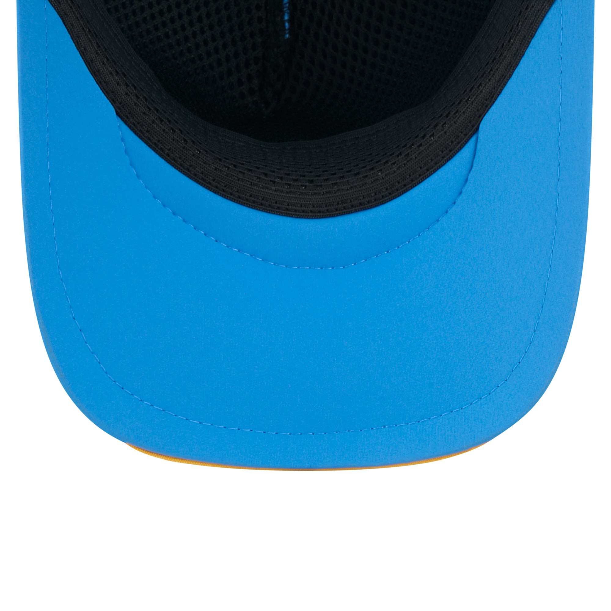 Casquette trucker ajustable New Era Powder Blue Los Angeles Chargers 2026 Sideline Apex 9FORTY pour jeunes