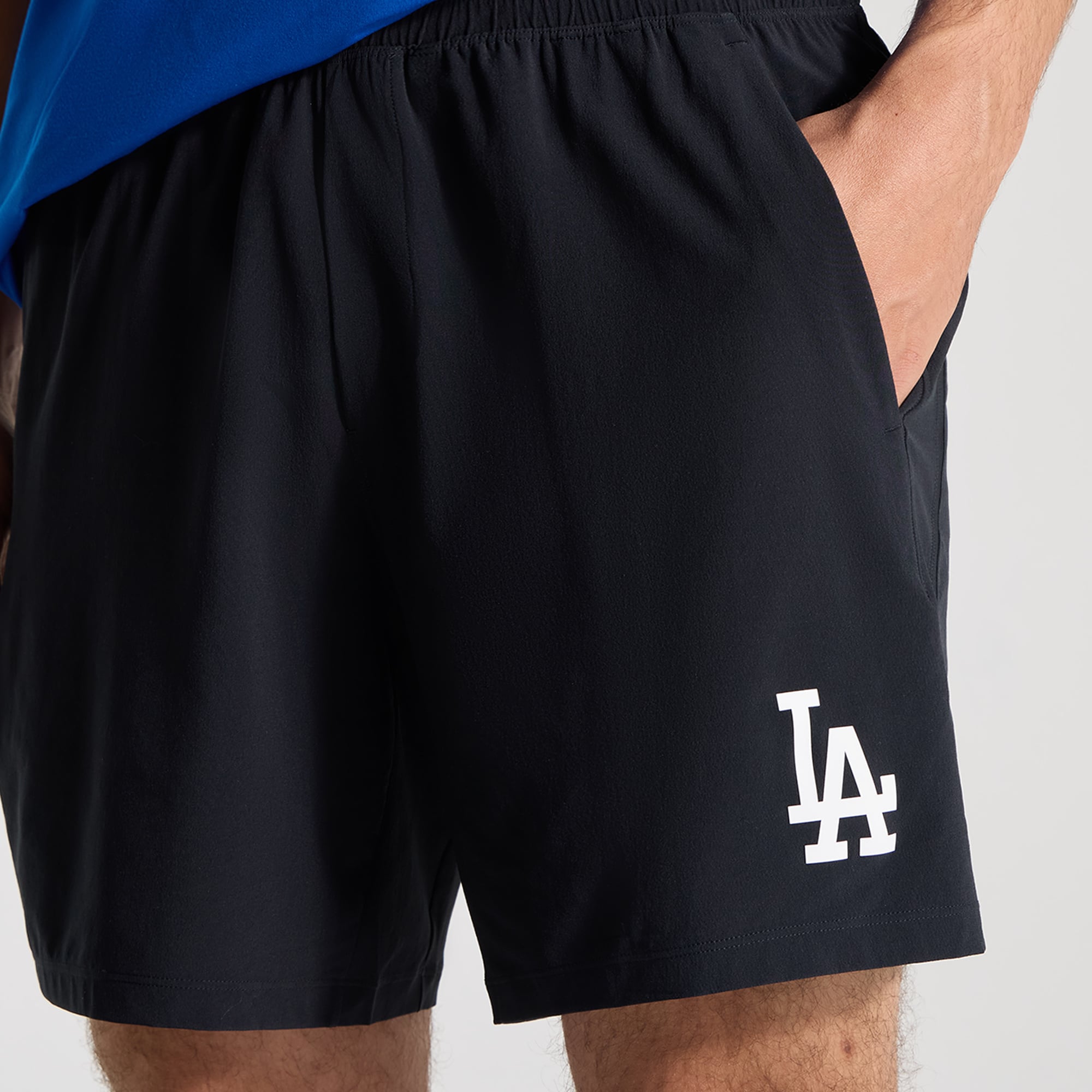 Men's lululemon Black Los Angeles Dodgers Pace Breaker 7" Linerless Shorts