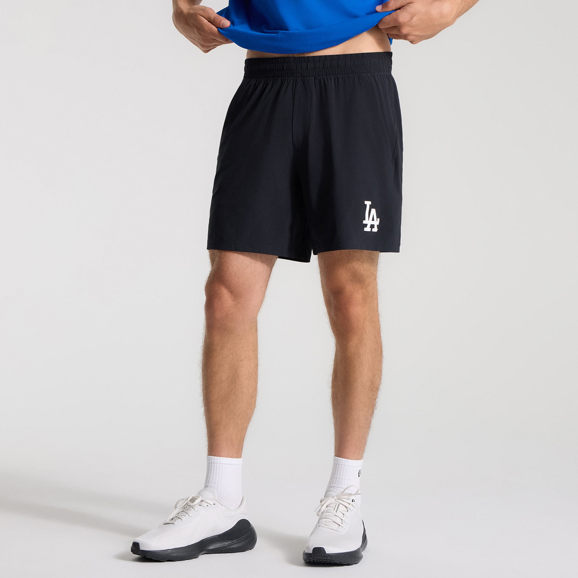Men's lululemon Black Los Angeles Dodgers Pace Breaker 7" Linerless Shorts